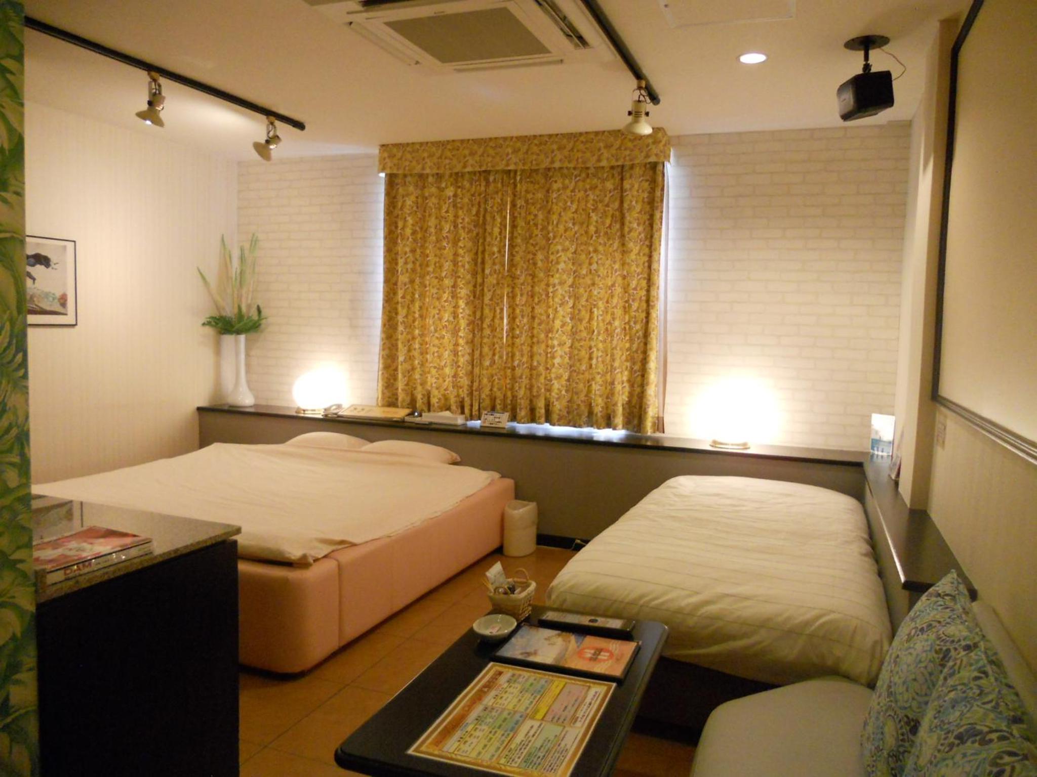 Superior Twin Room - Photo 6
