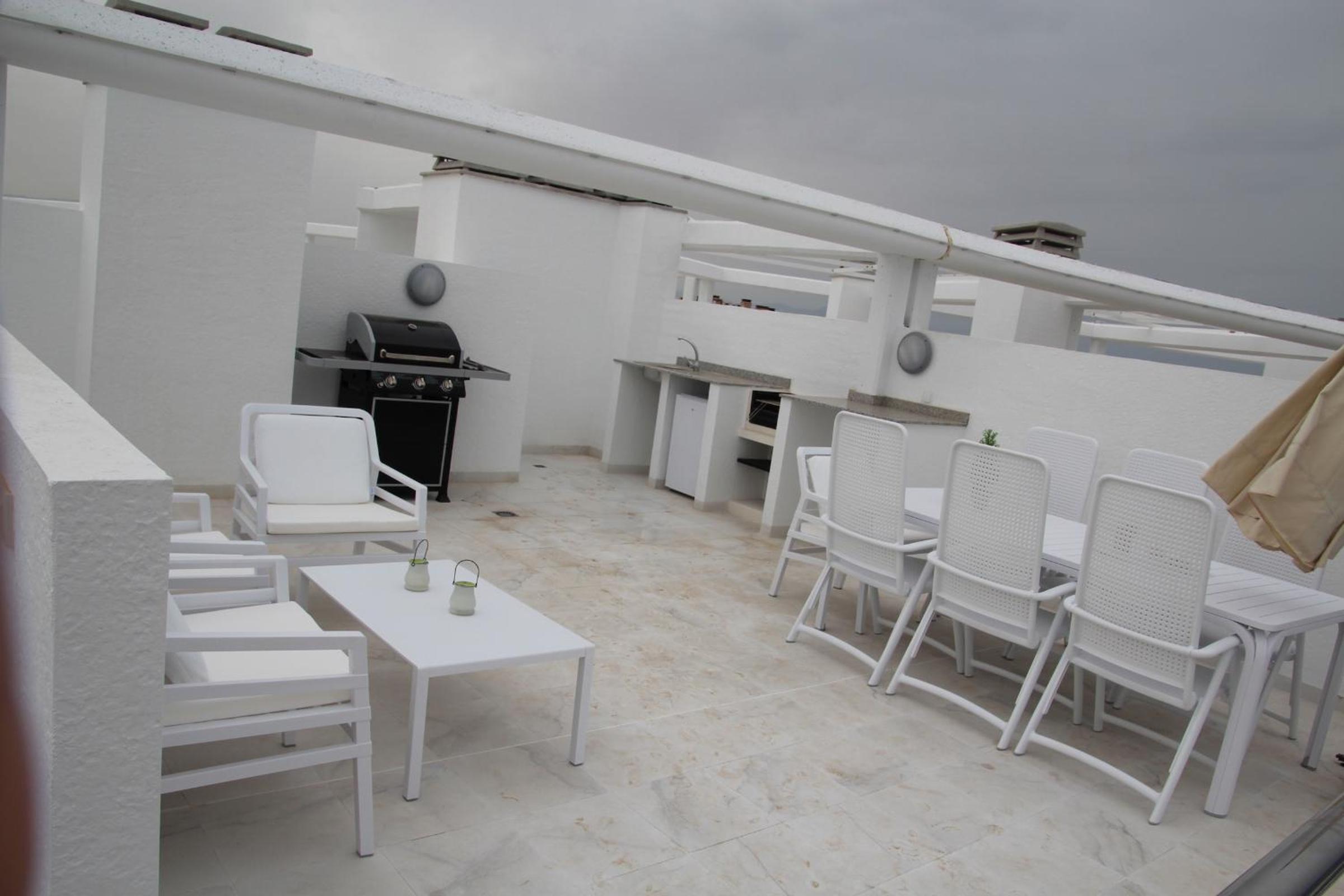 Penthouse Apartment photo 2