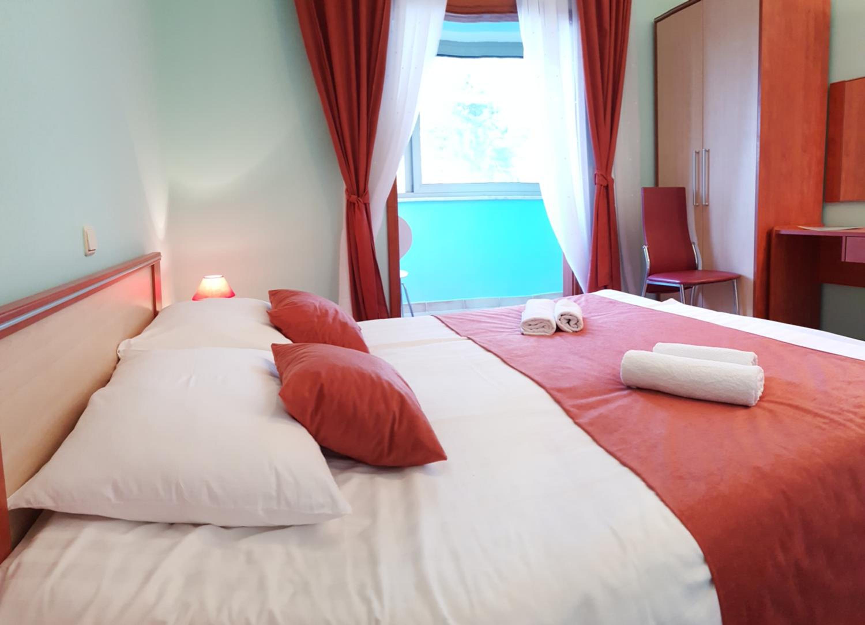 One-Bedroom Apartment with Sea View photo 1