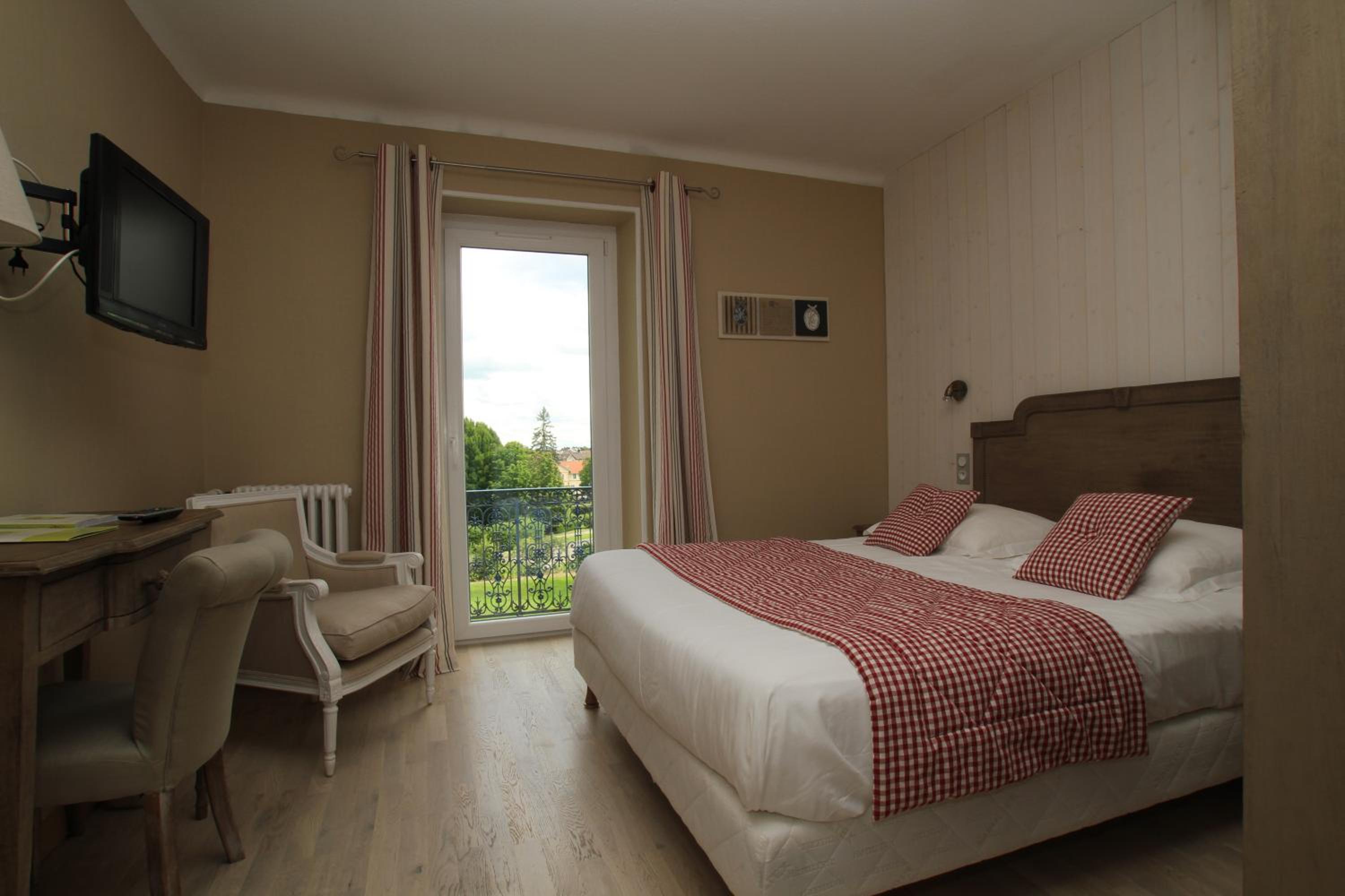 Chambre Double - Vue sur Jardin