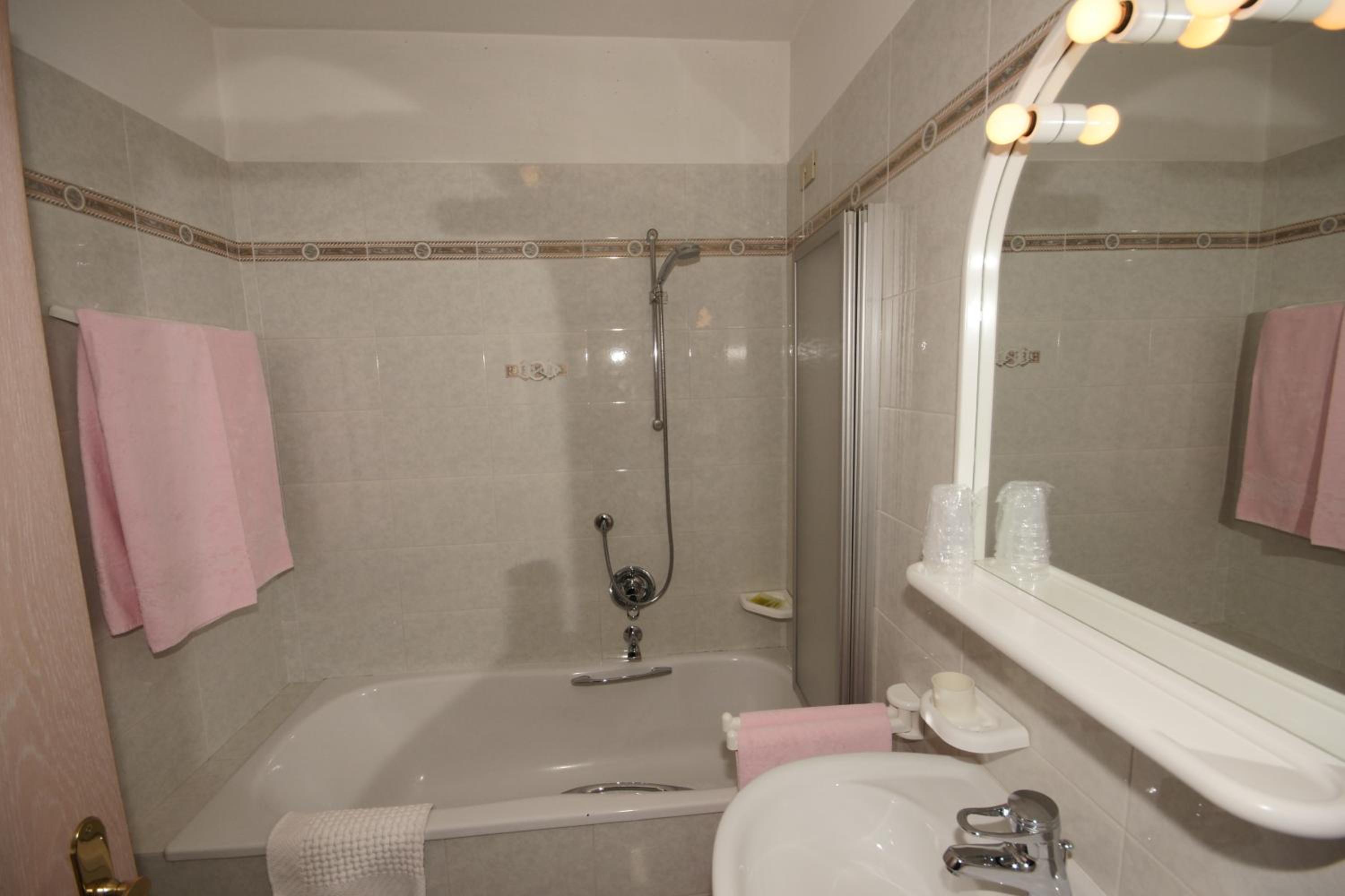 Triple Room - Photo 3