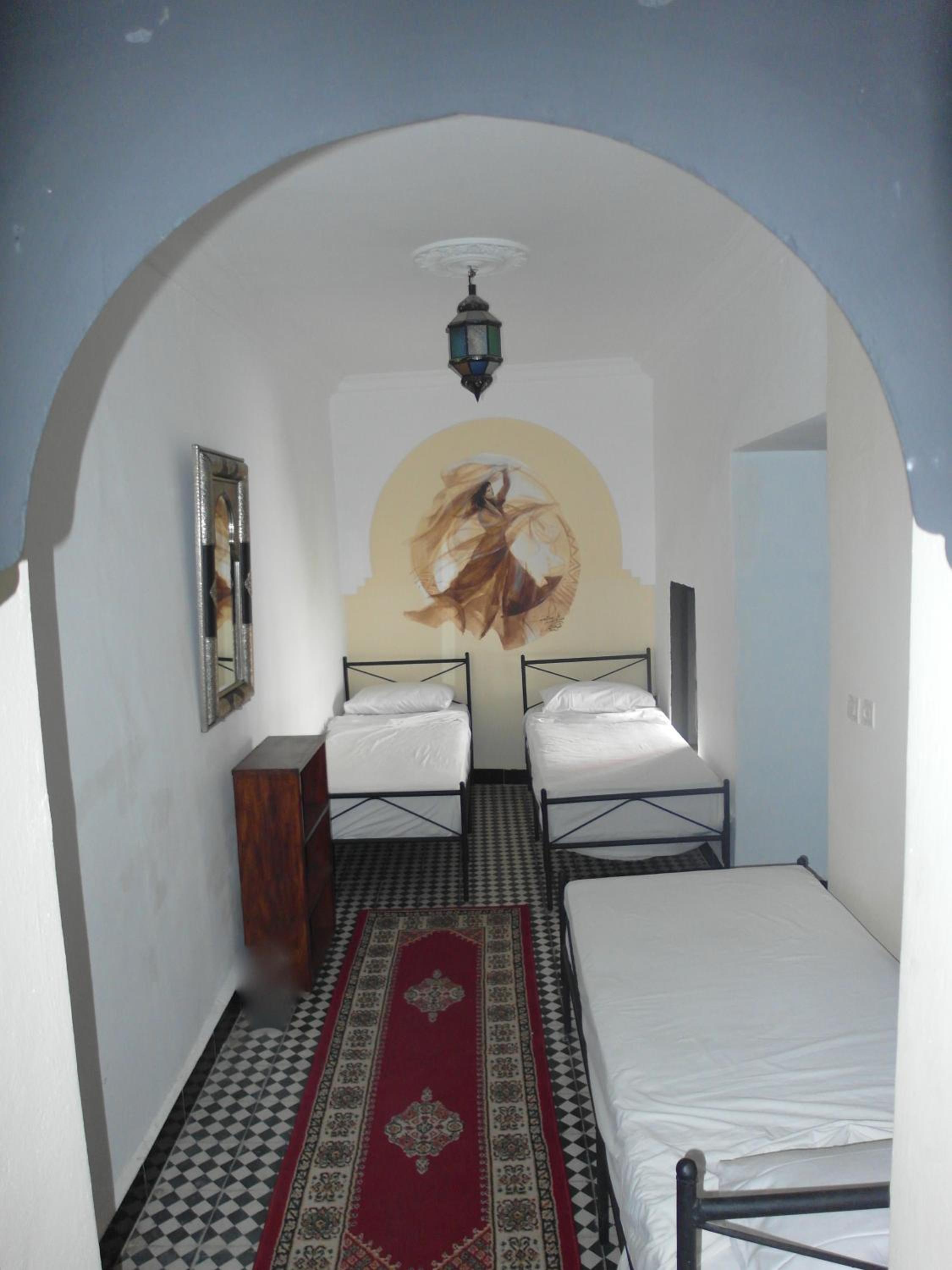Deluxe Double Room with Shower - Photo 13