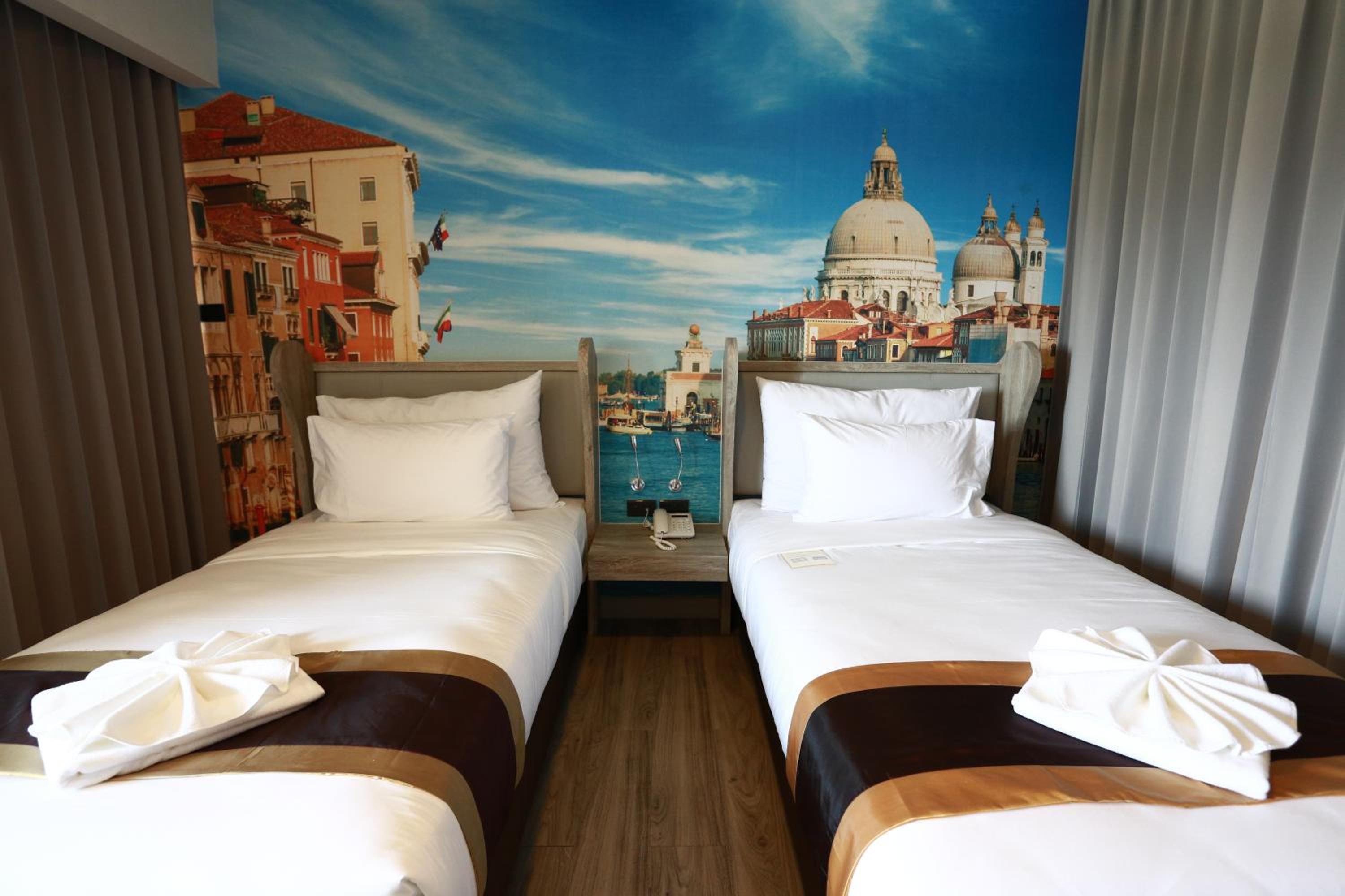 Superior Twin Room - Photo 6