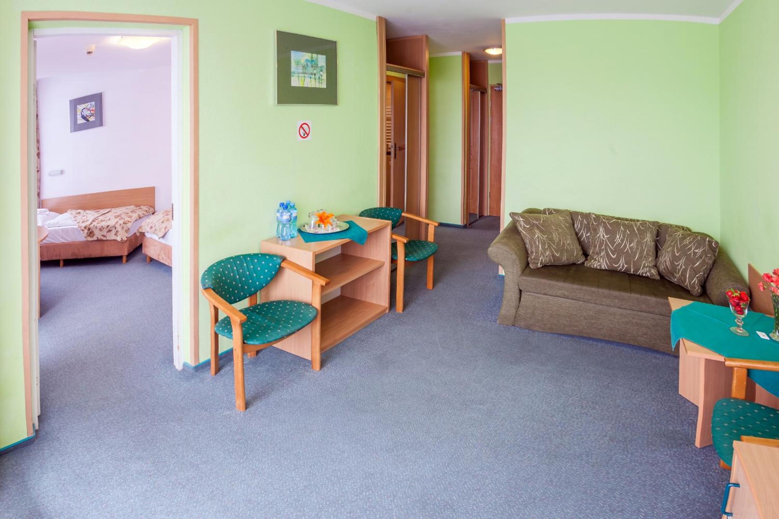 Studio Quadruple Room - Photo 2