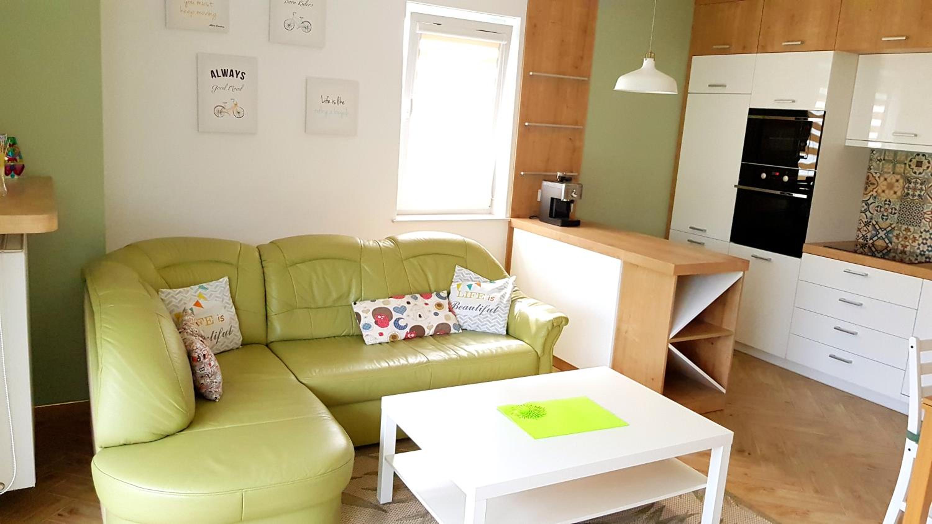 Apartment with Mountain View photo 1