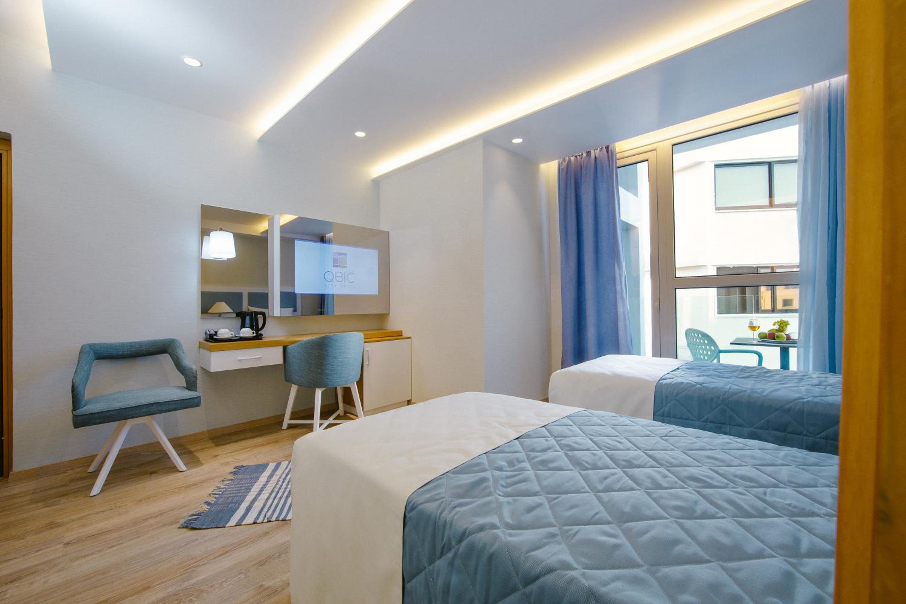Double or Twin Room with Balcony photo 3