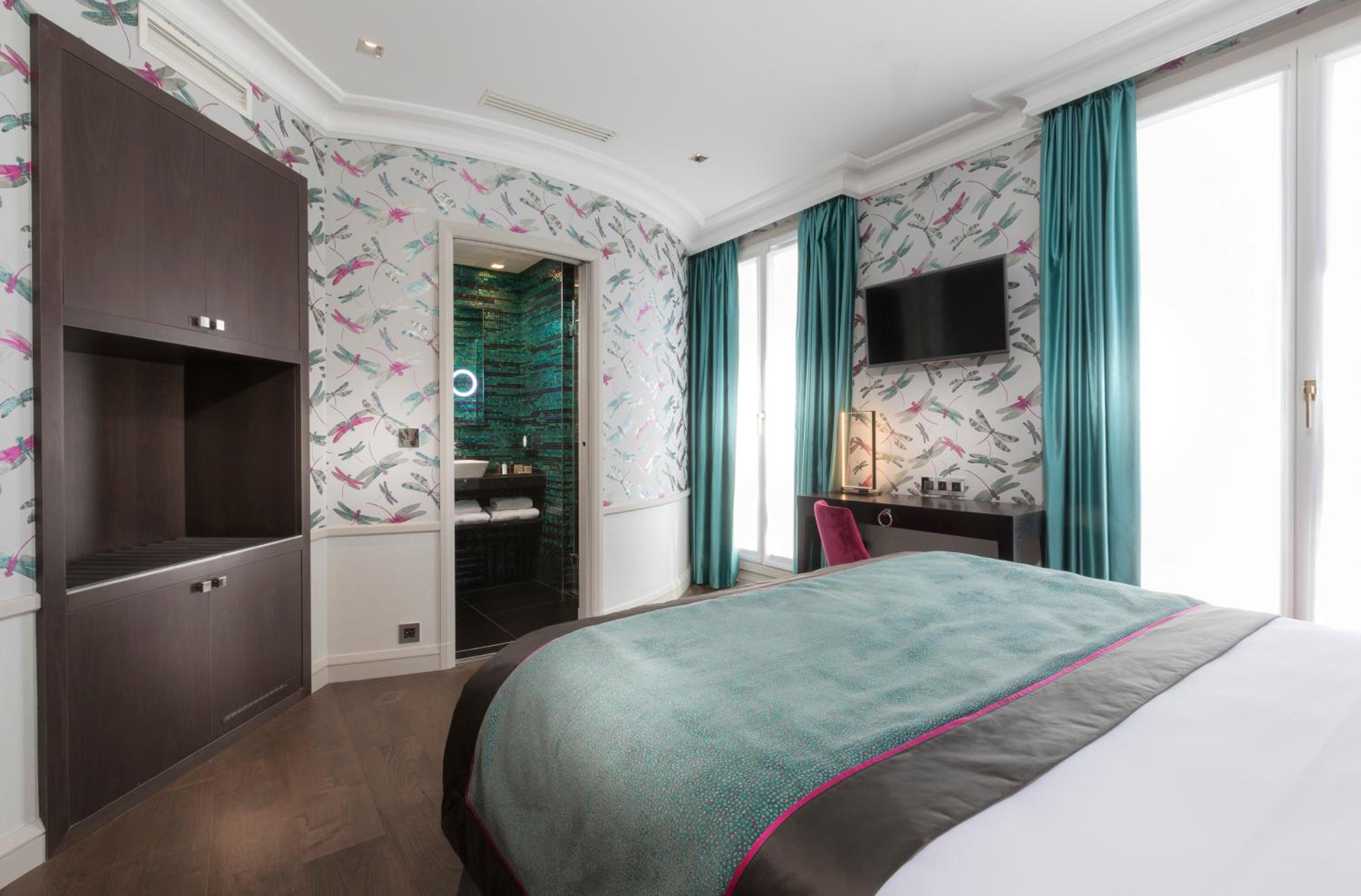 Deluxe Double Room with Terrace