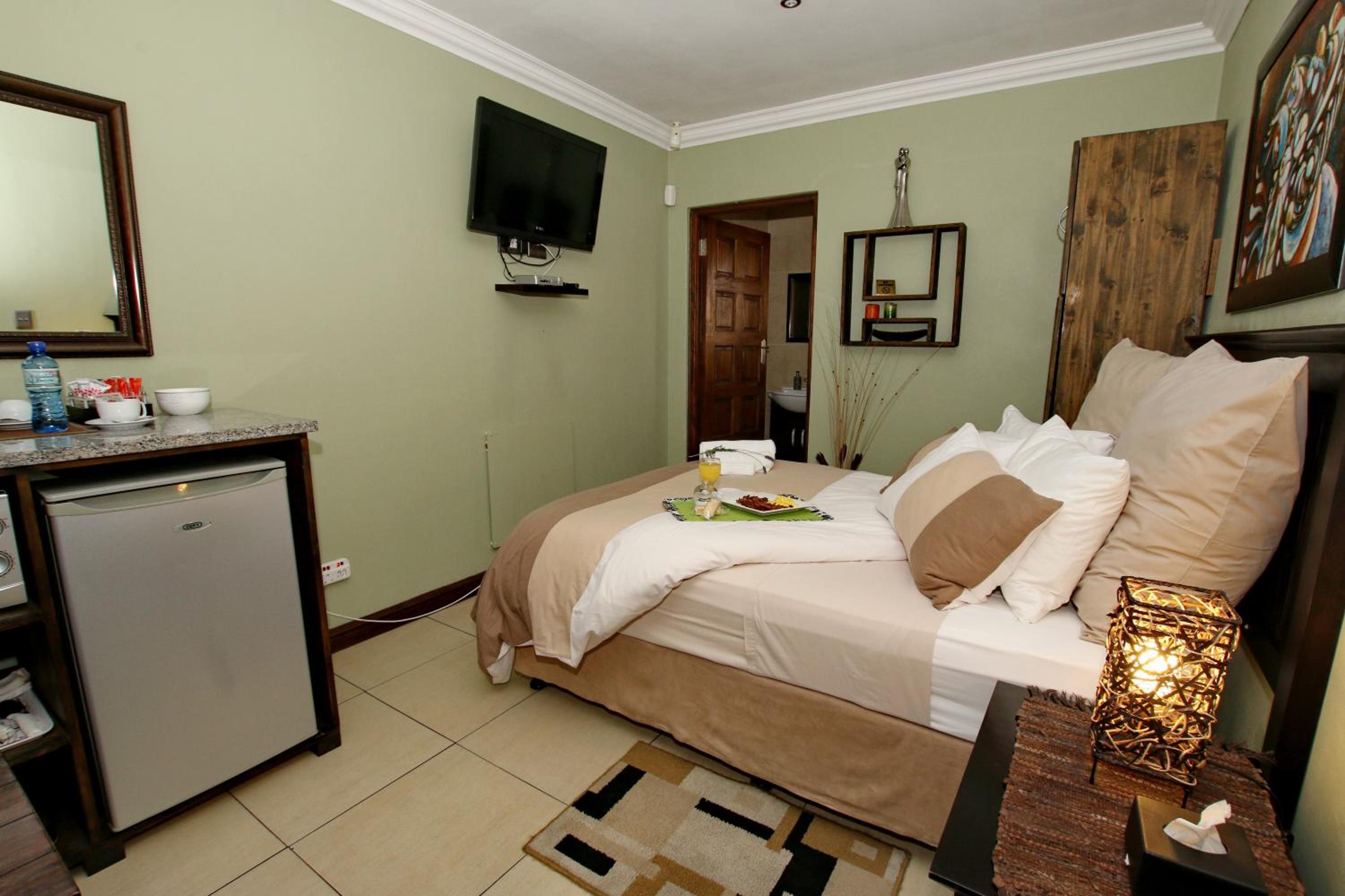 Double Room with Bathroom photo 1