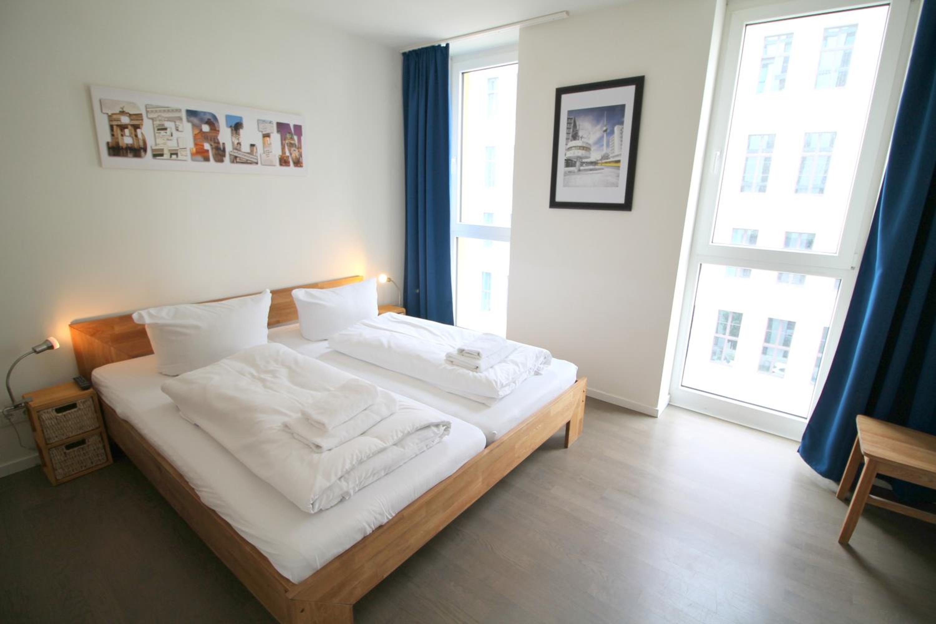 One-Bedroom Apartment with Balcony photo 3
