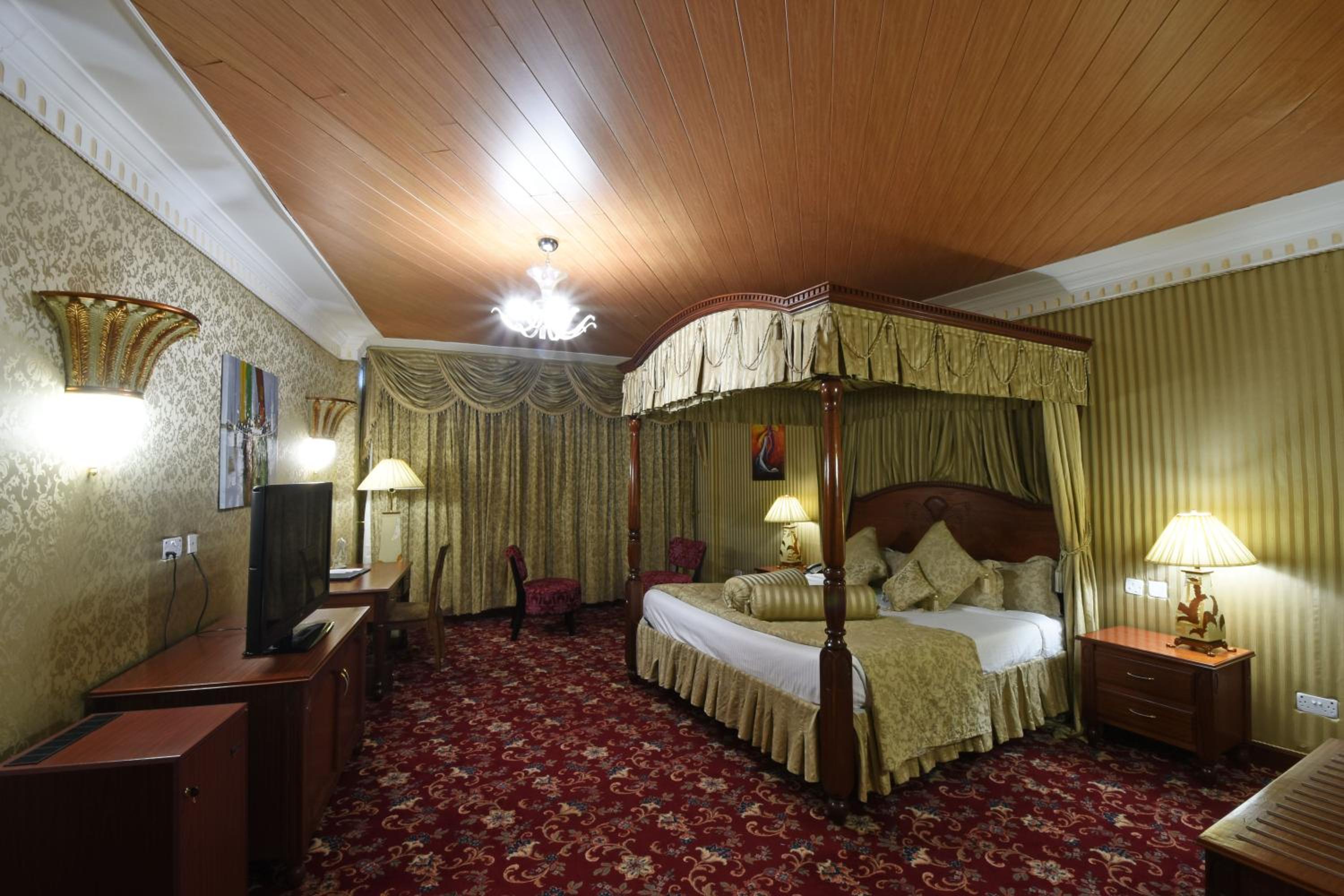 Presidential Suite photo 2