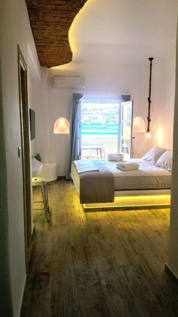 Junior Suite with Sea View - Photo 12