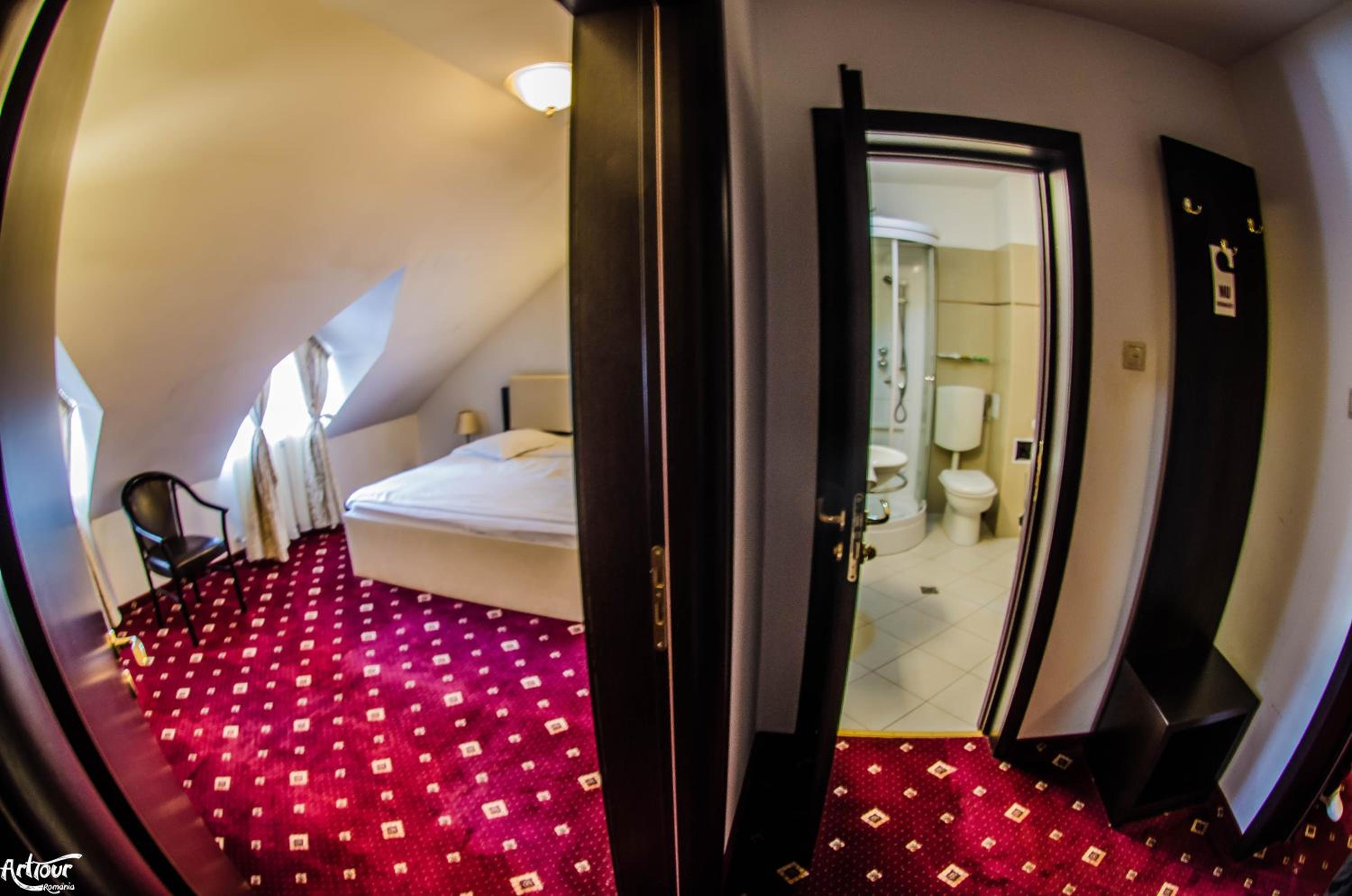 One-Bedroom Suite photo 1
