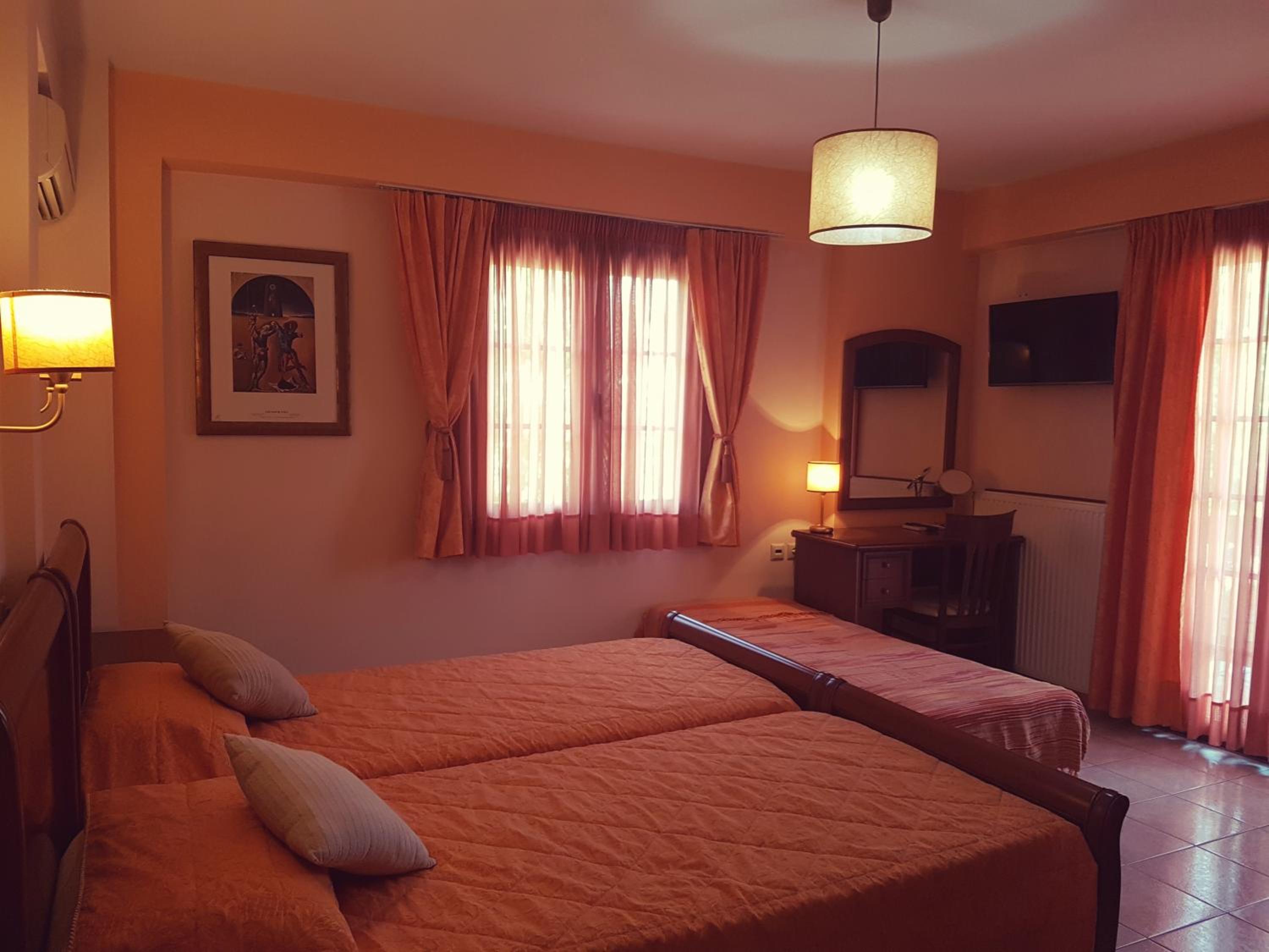 Standard Double or Twin Room with Balcony - Photo 1