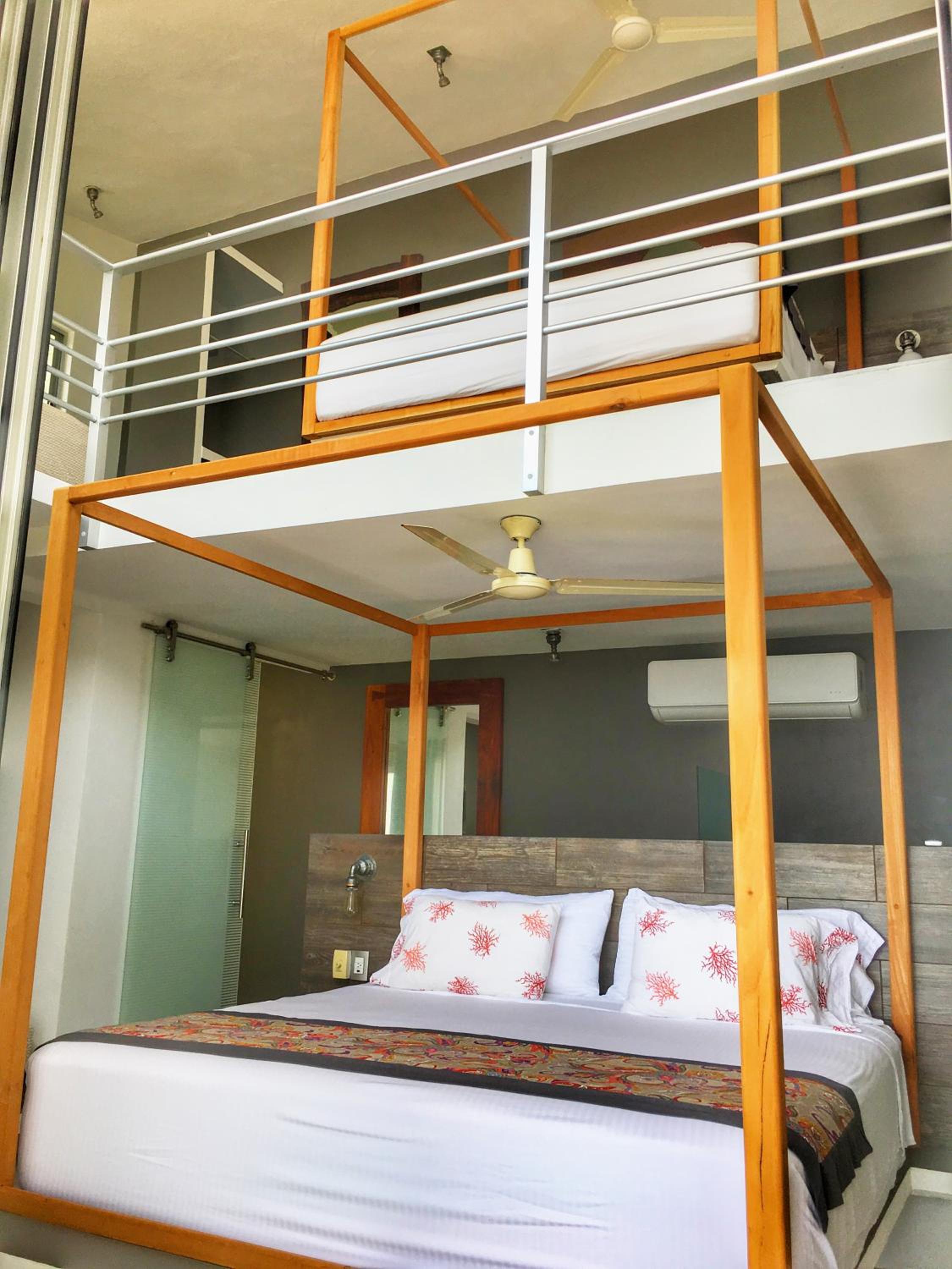 Master suite two king size bedroom with Terrace - Photo 2