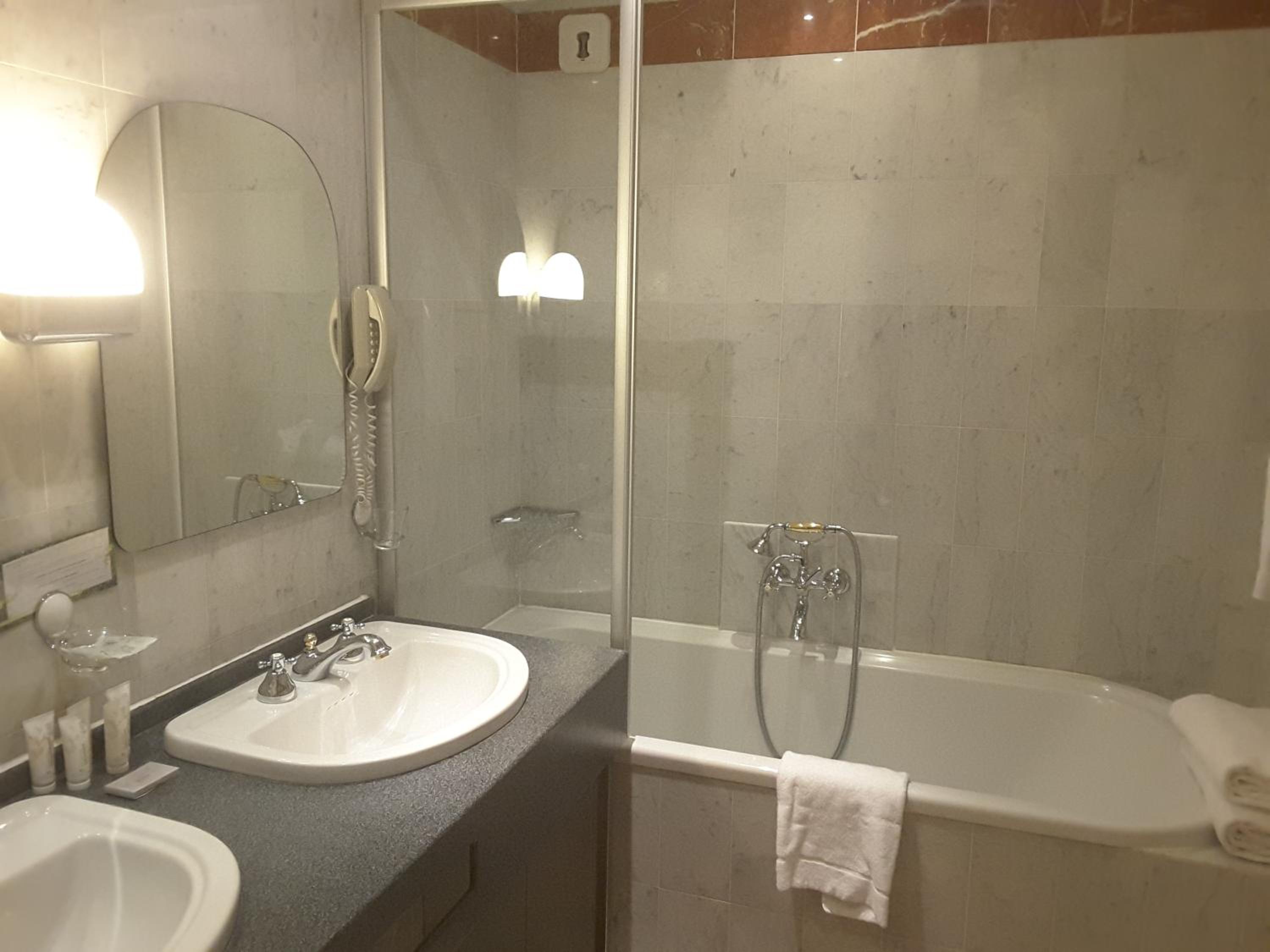 Comfort Double Room - Photo 11