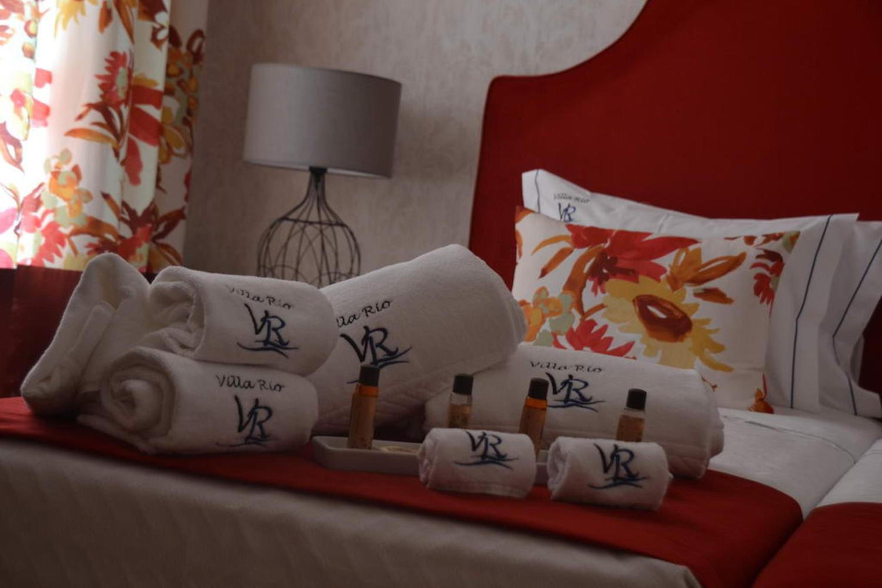 Deluxe Suite - Photo 2