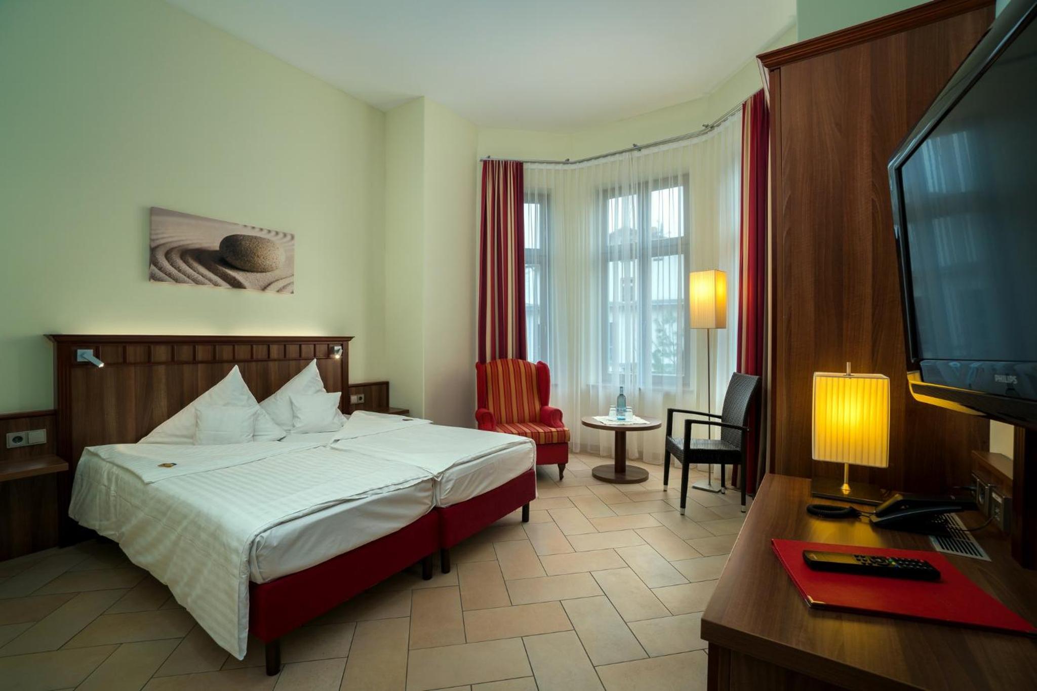 Double Room - Disability Access photo 1