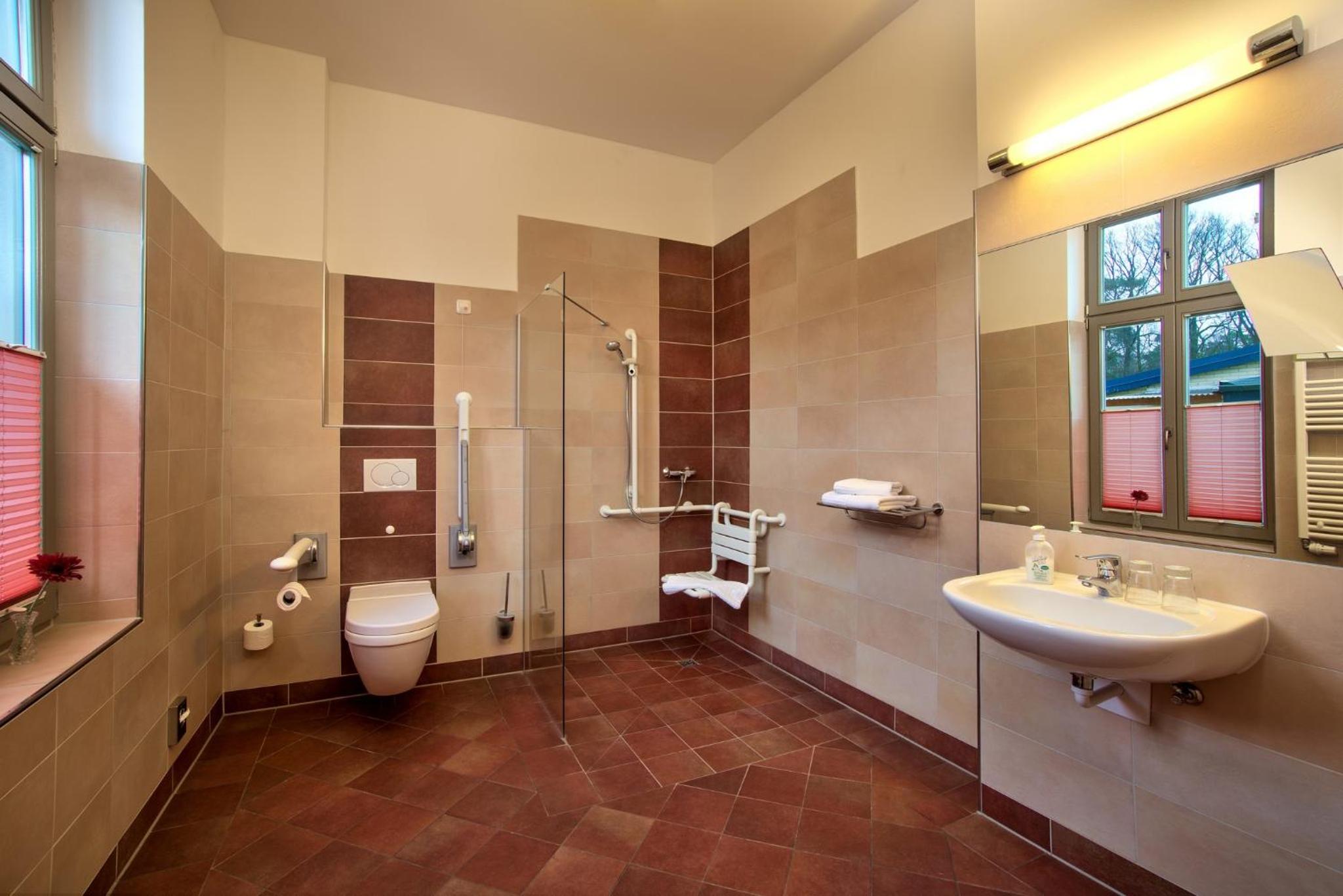 Double Room - Disability Access photo 2