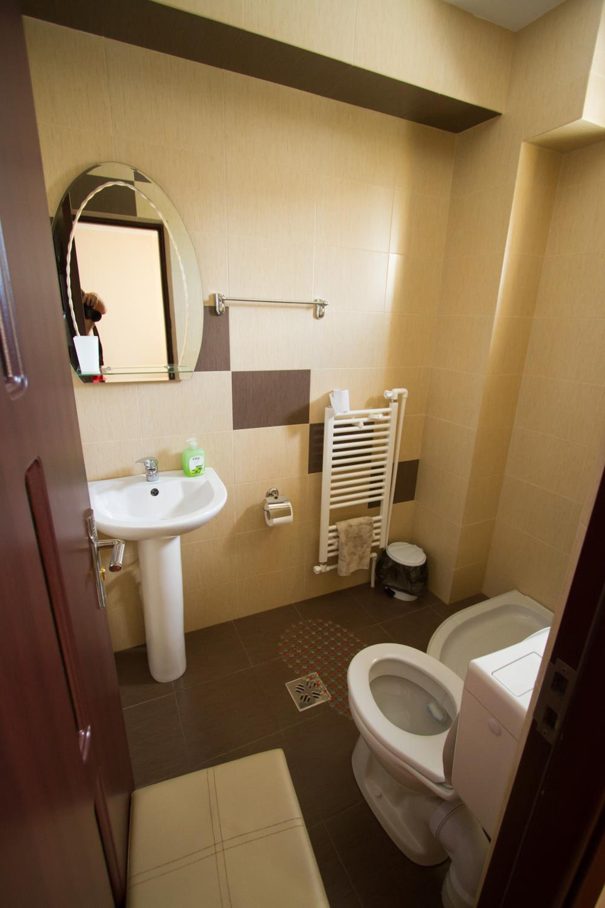 Triple Room with Private Bathroom photo 2