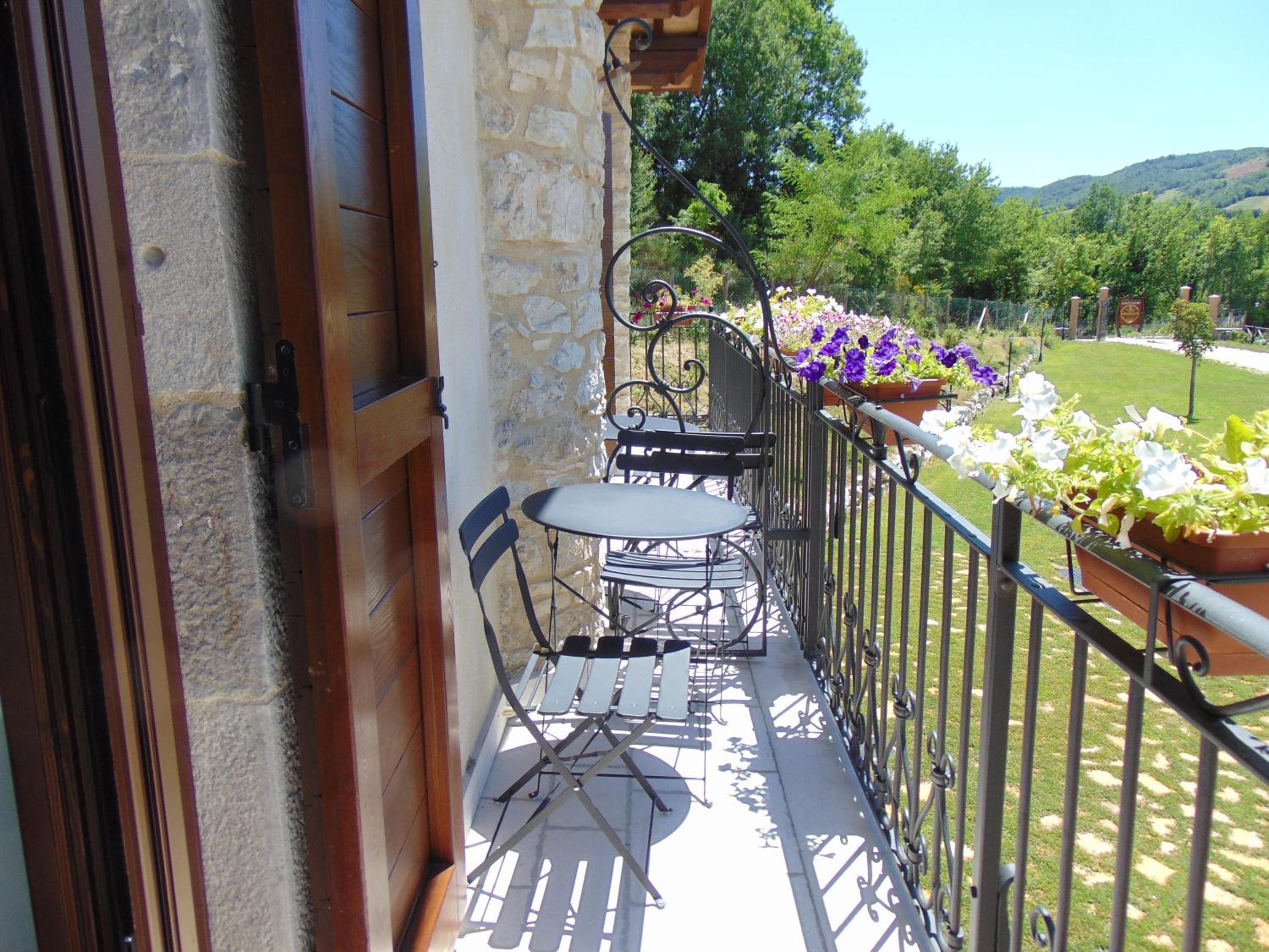 Double Room with Balcony photo 3