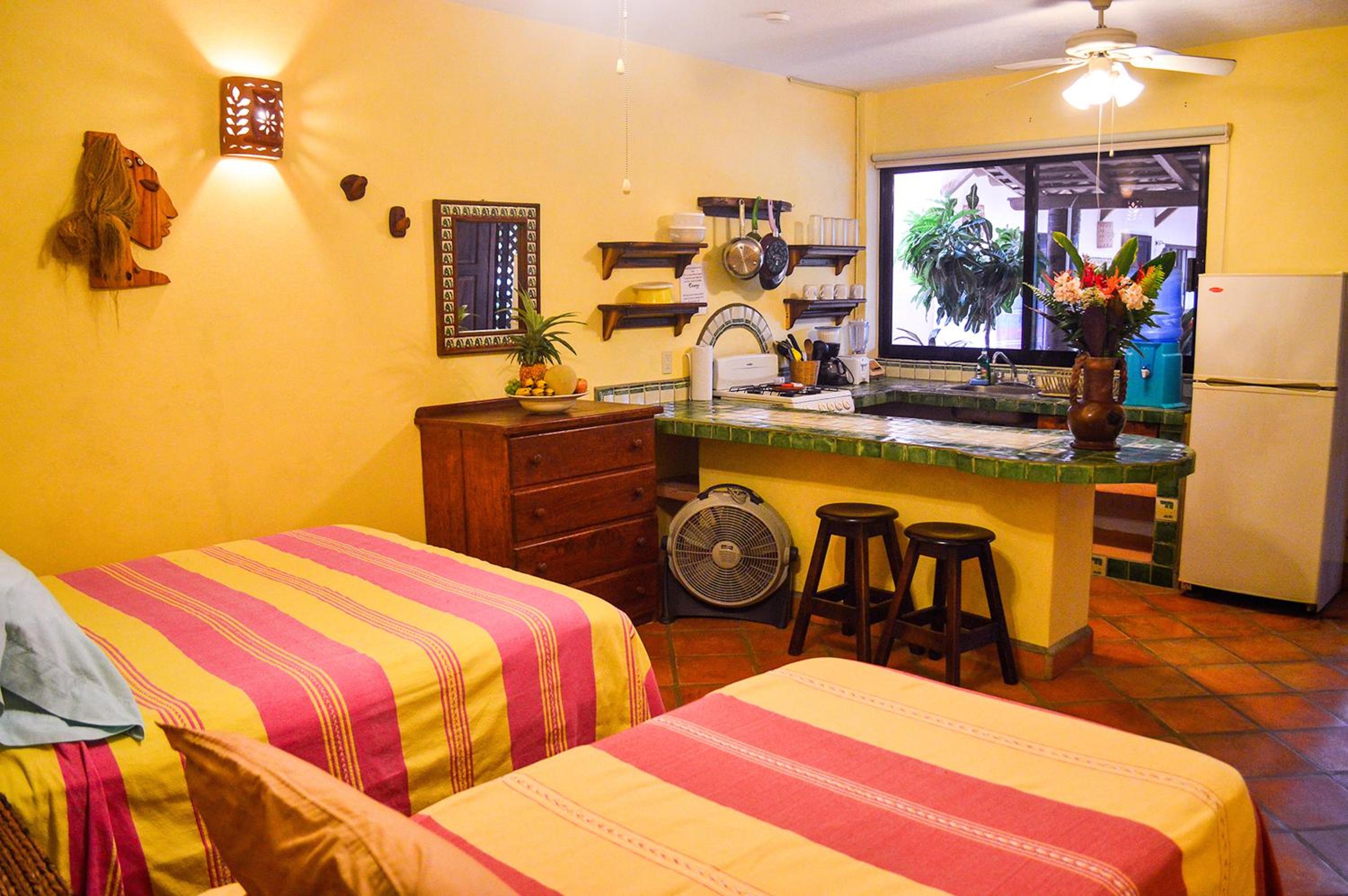 Classic Studio / Girasol