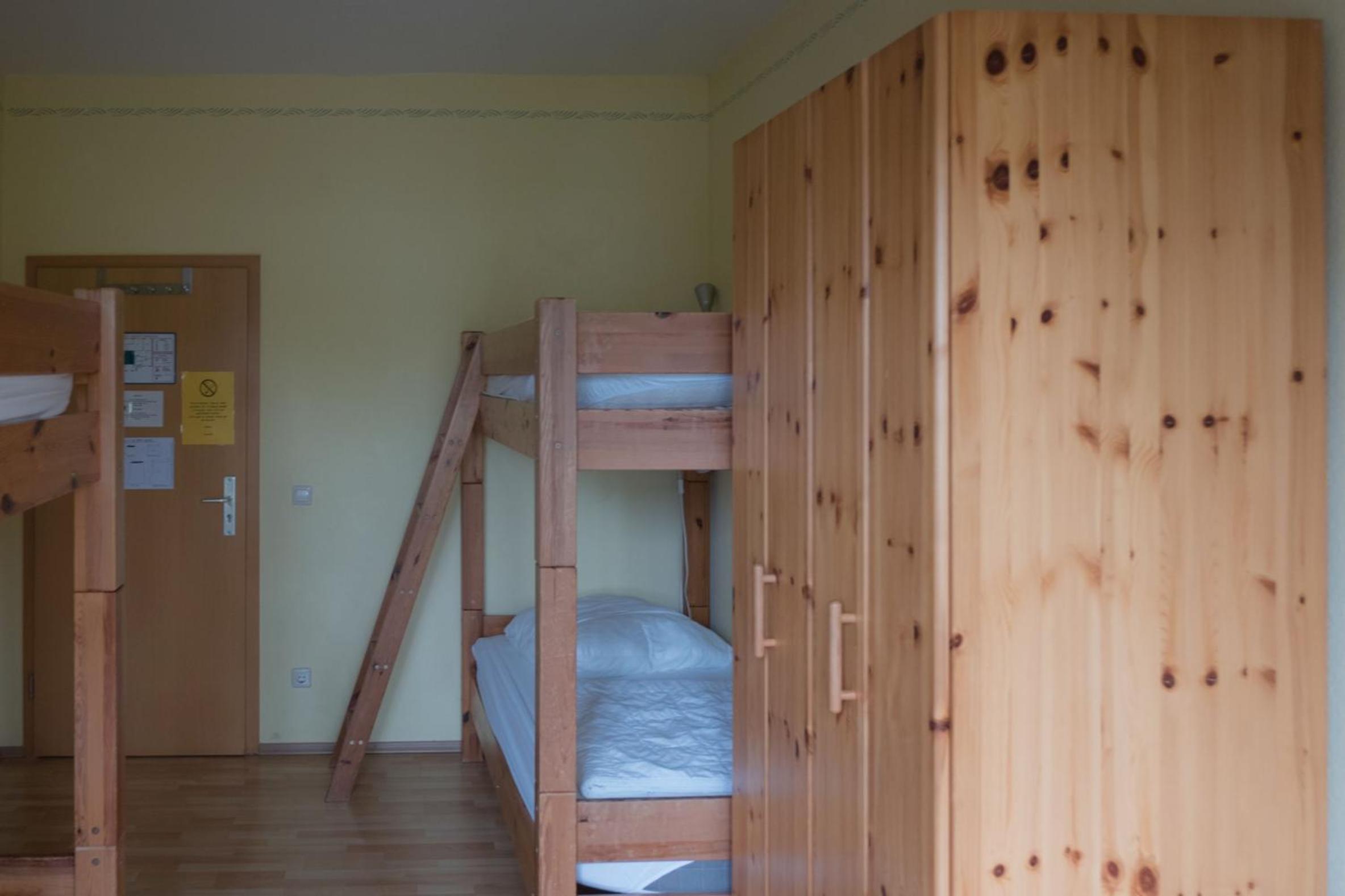 Bed in 4-Bed Dormitory Room photo 3
