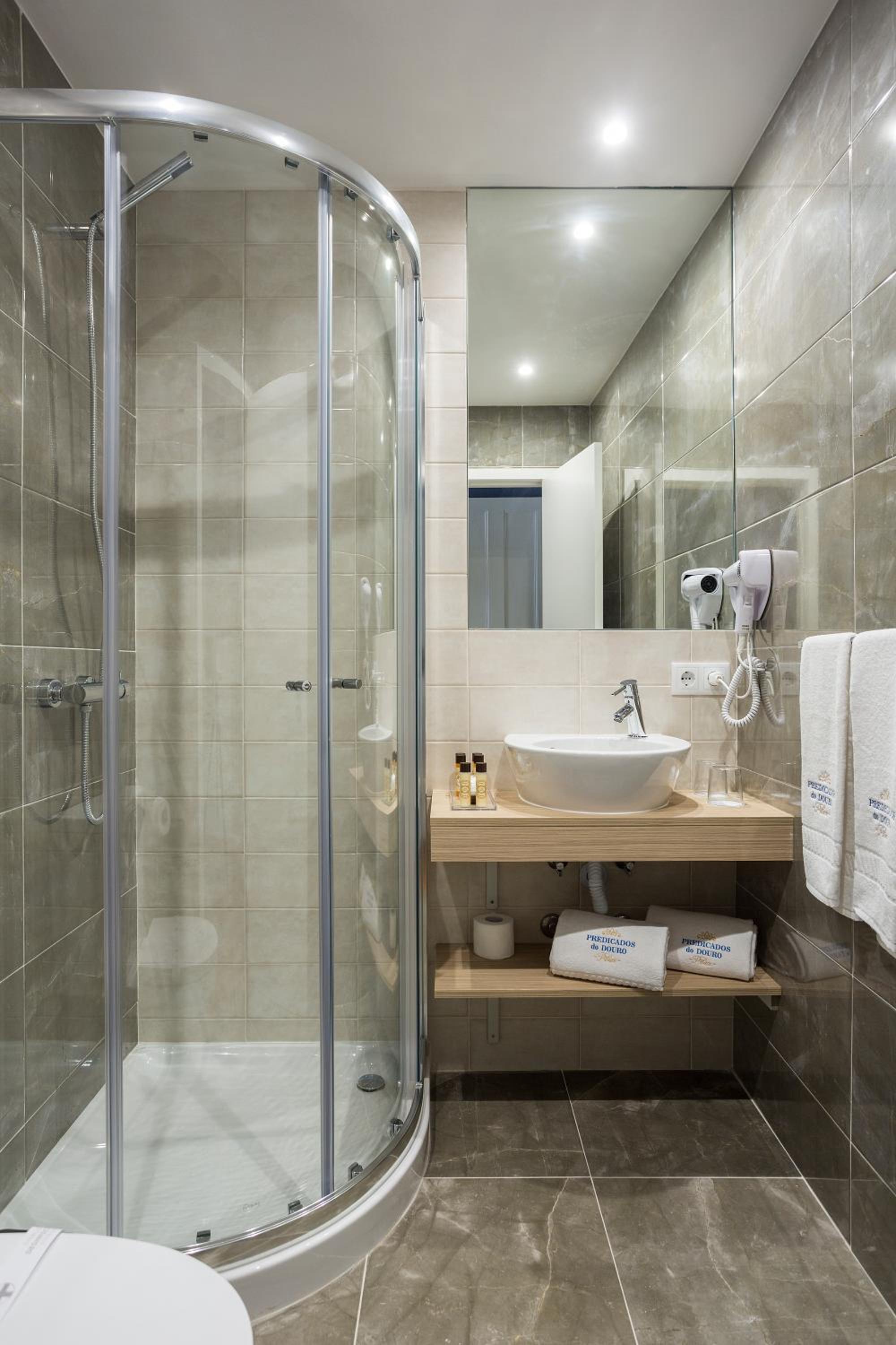 Standard  Room - Photo 4