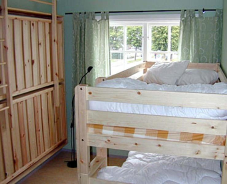 Quadruple Room with Shared Bathroom photo 1