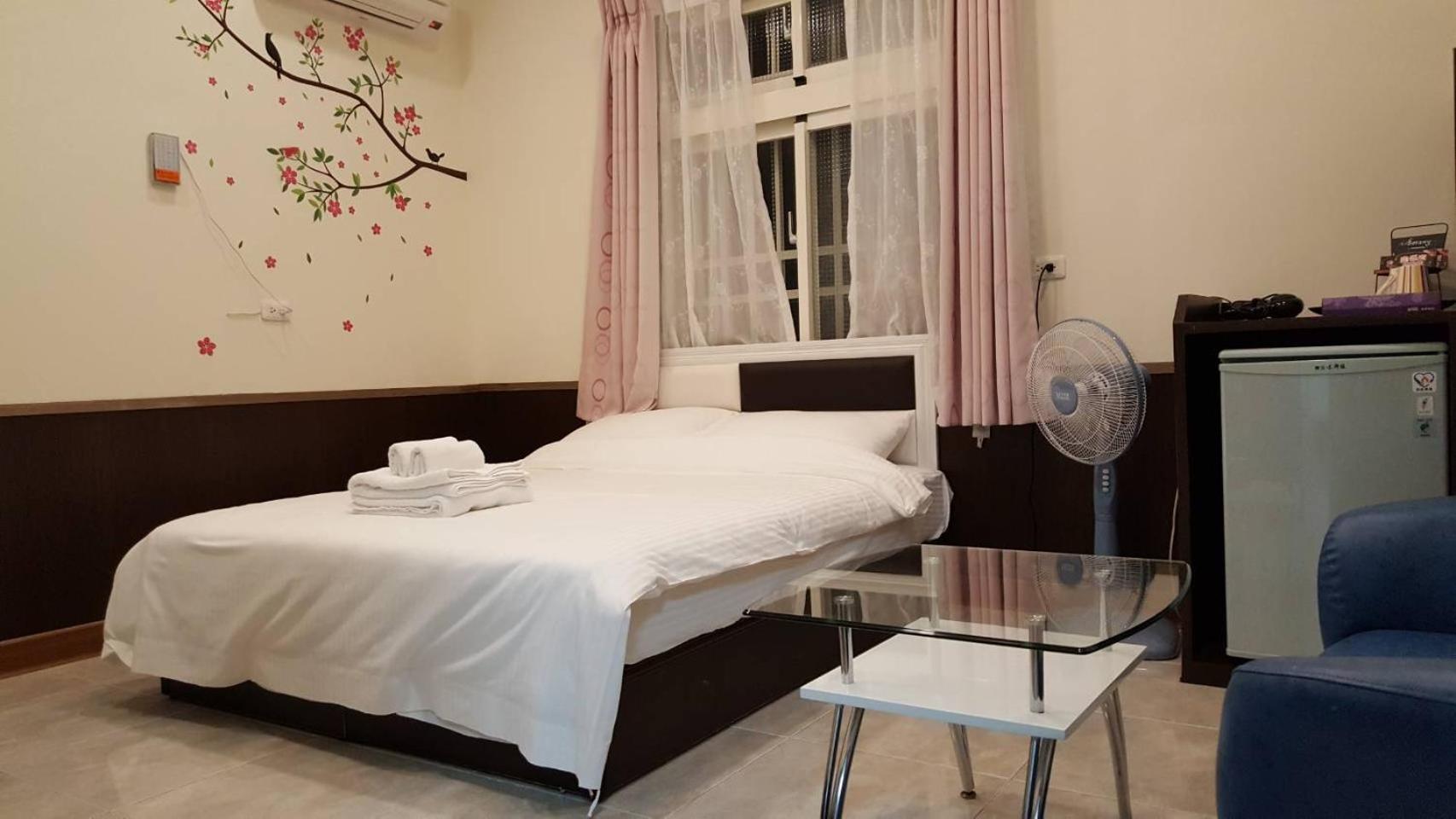 Standard Double Room photo 2