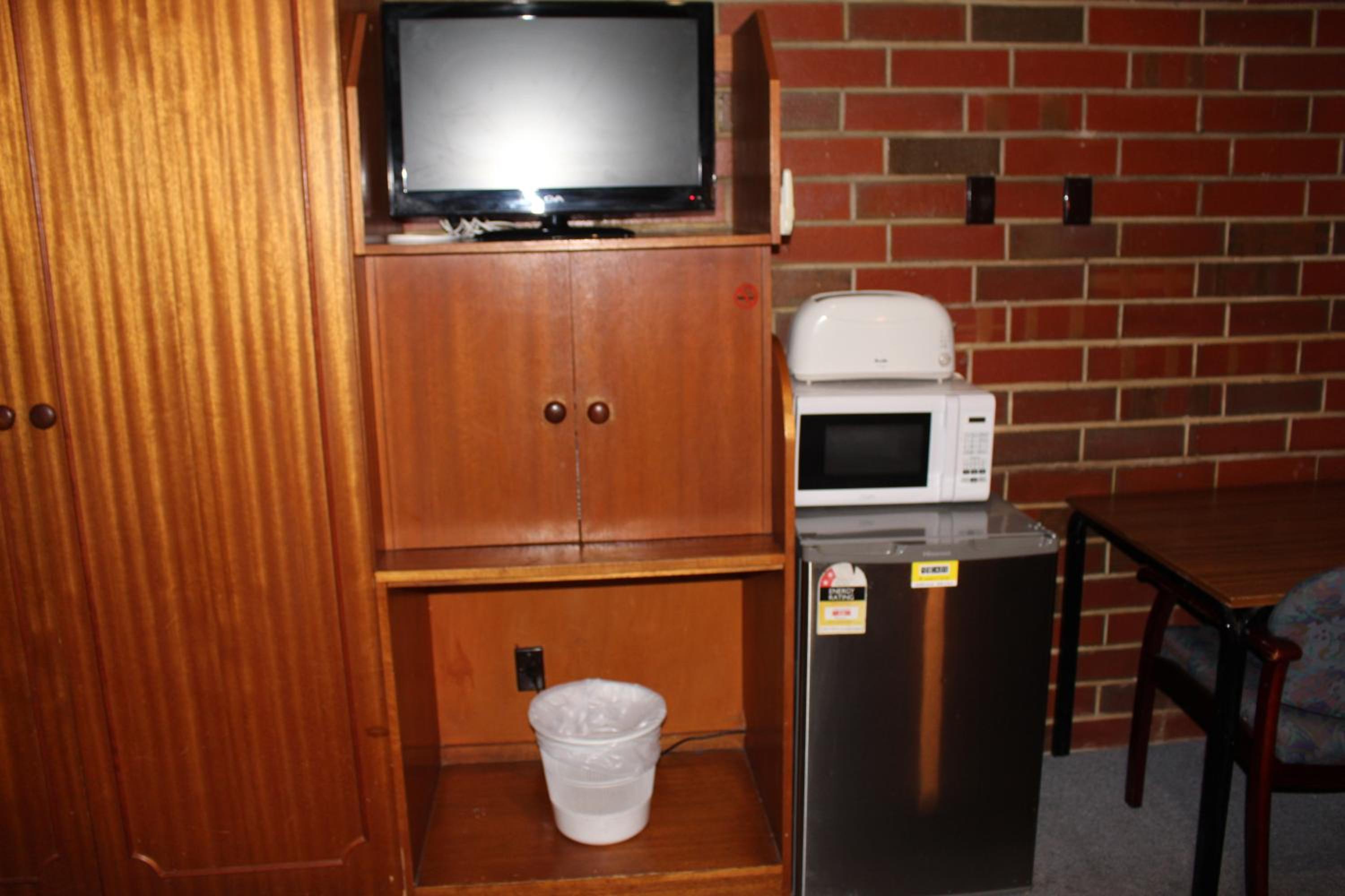 Budget Double Room photo 2