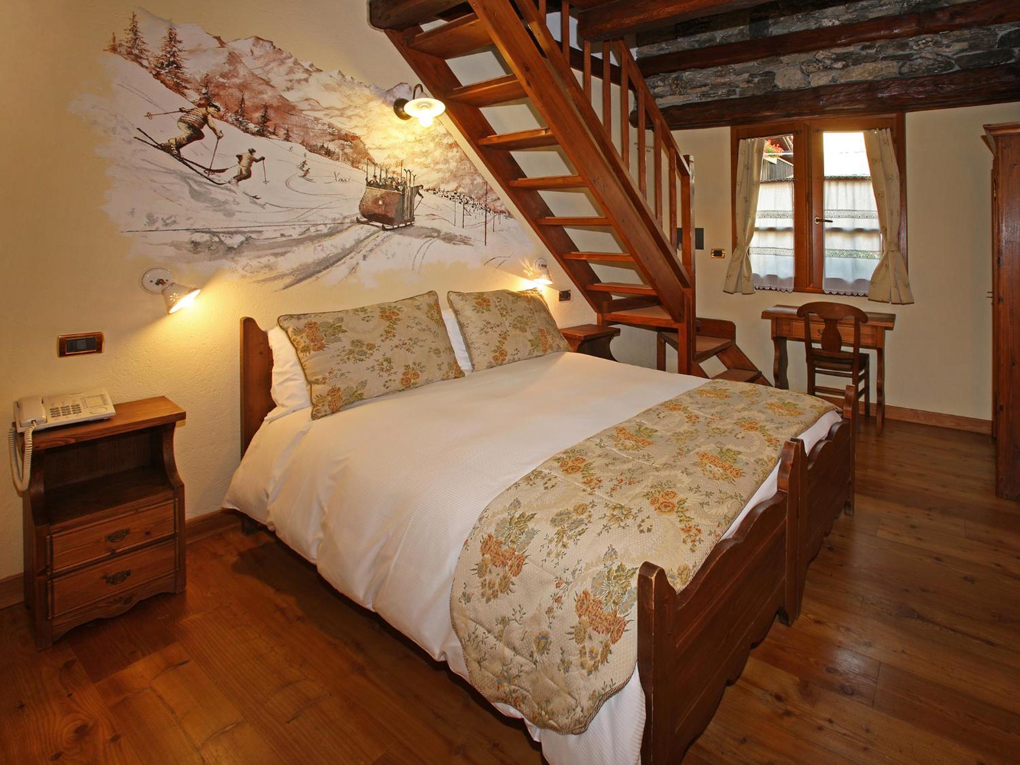 Triple Room - Split Level