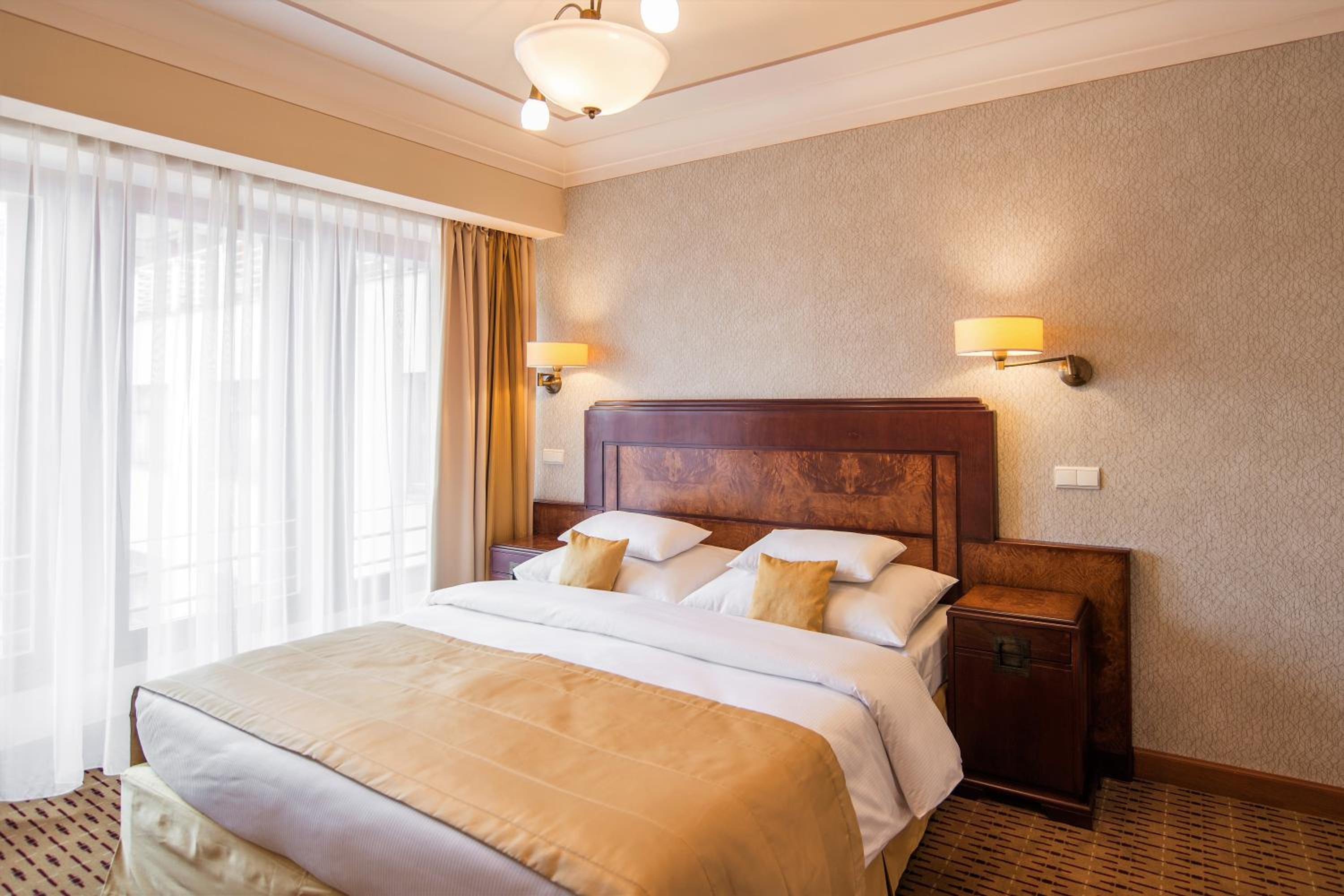 Experience comfort in our elegant and spacious hotel room.