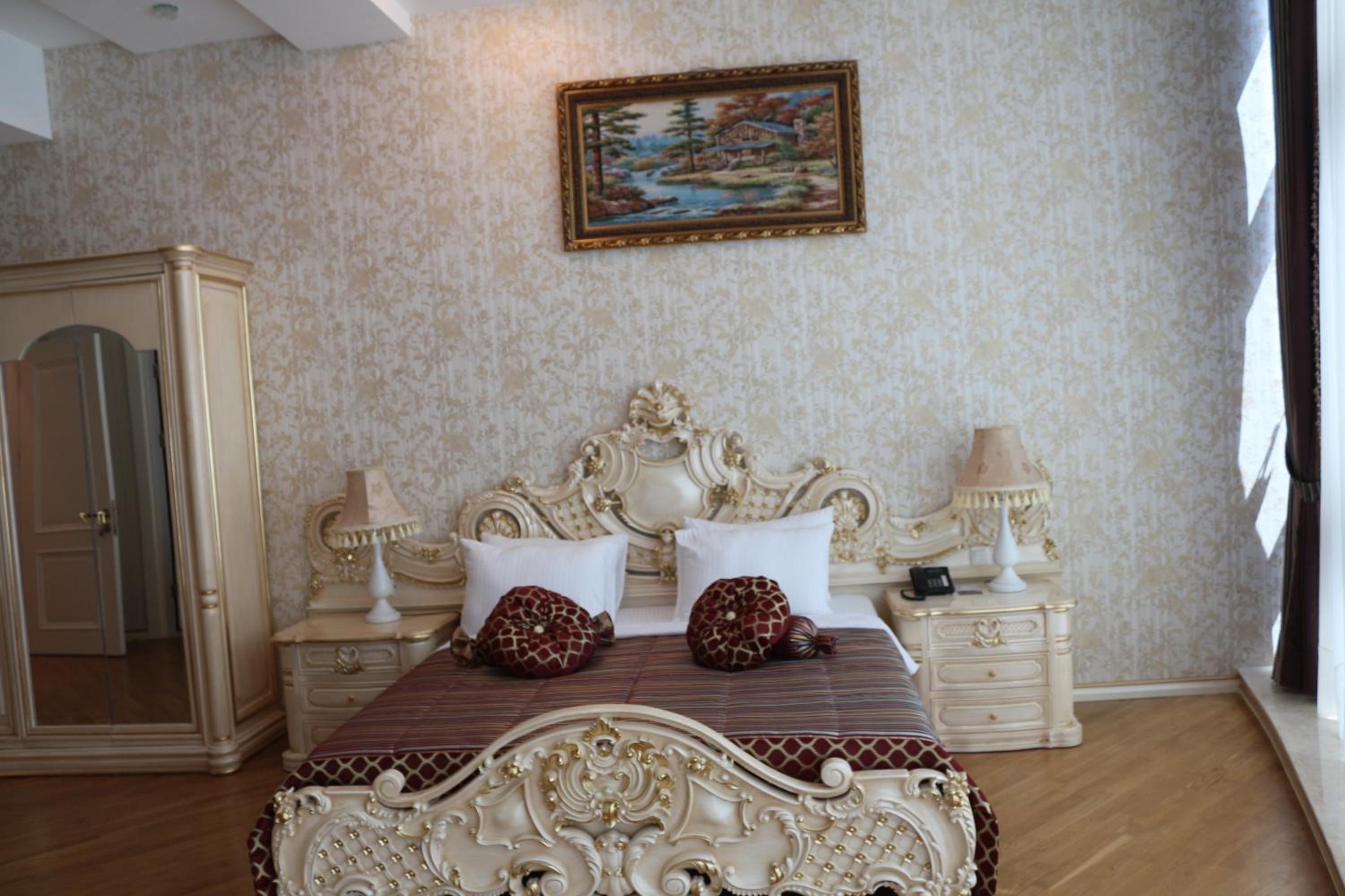 Presidential Suite