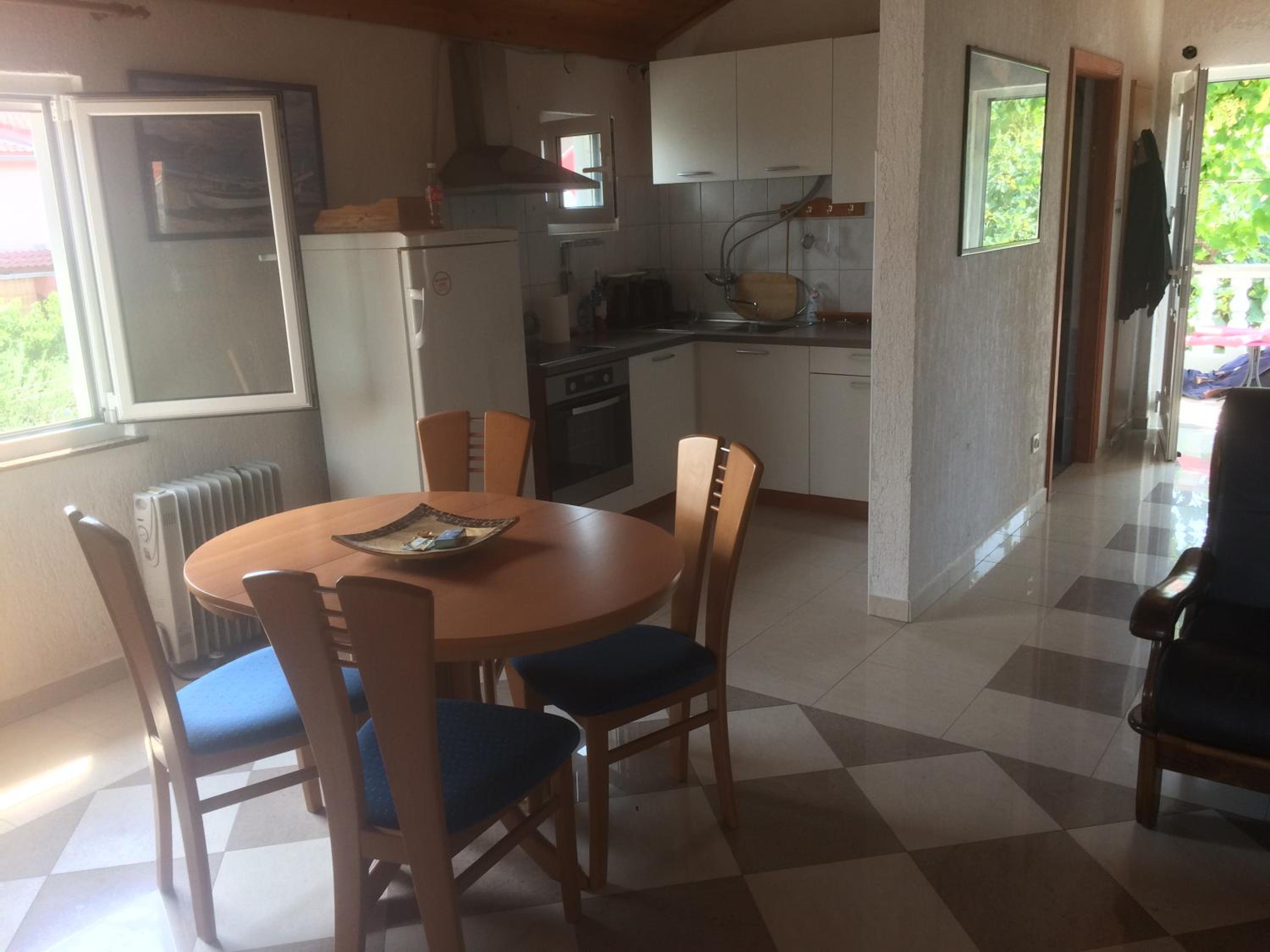Two-Bedroom Apartment (6 Adults) photo 2