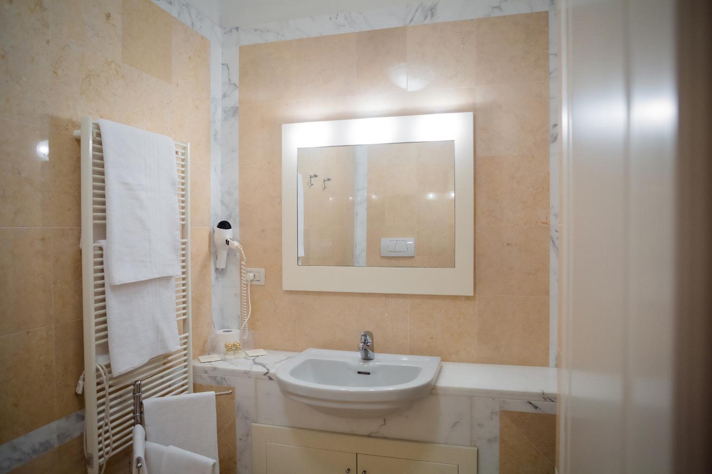 Superior Apartment - Photo 6