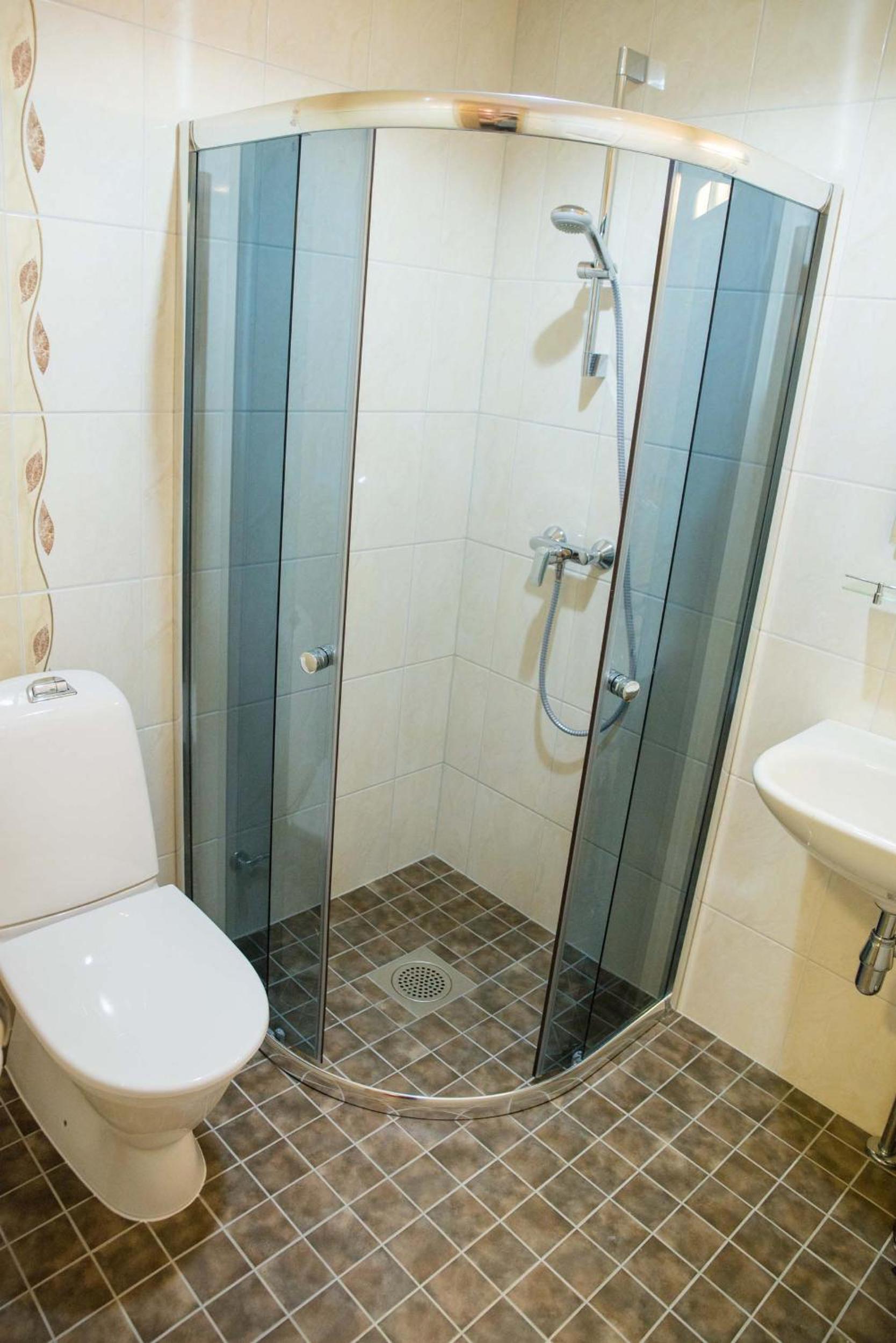Standard Twin Room - Photo 15