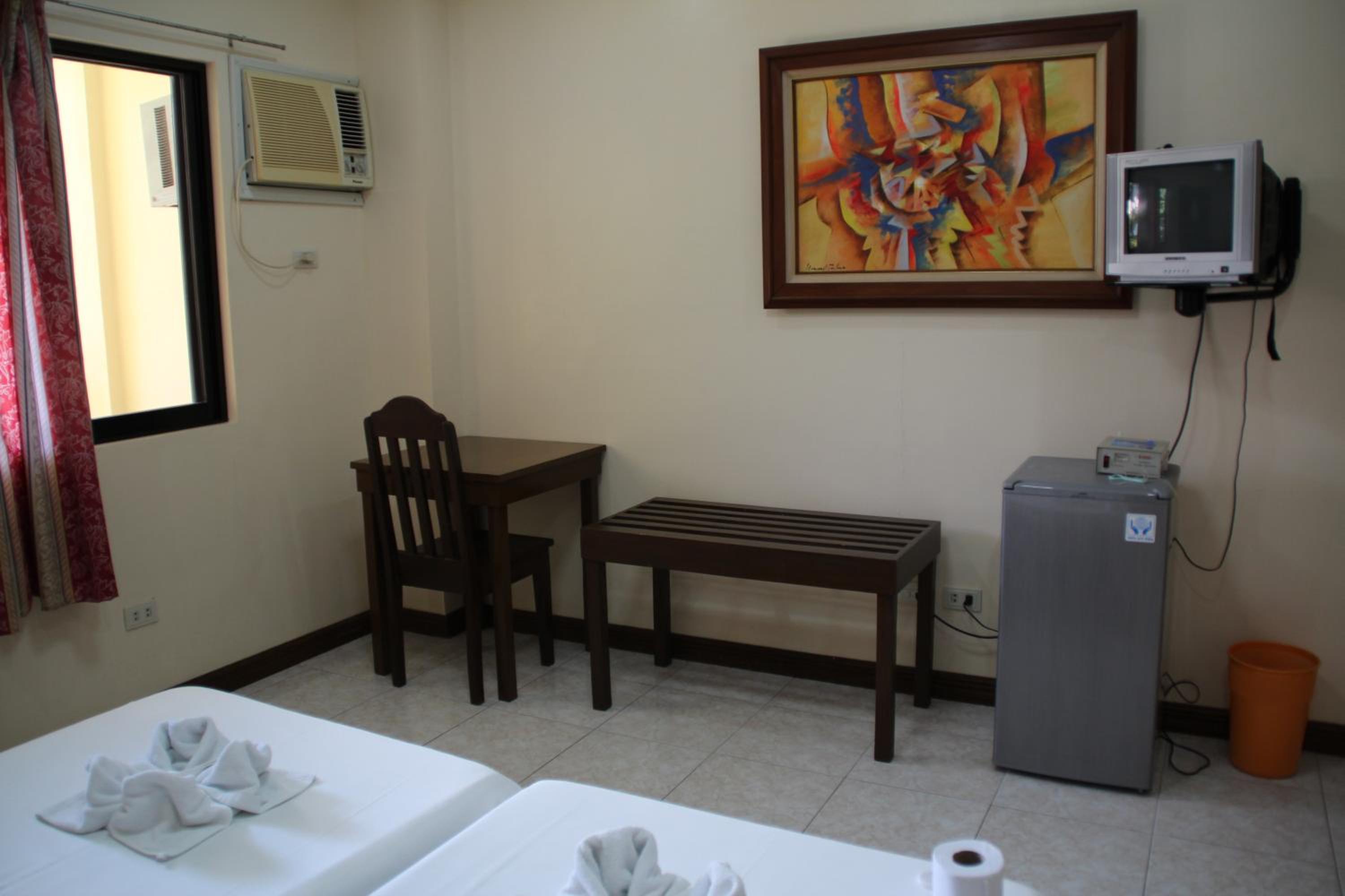 Deluxe Twin Room with Sea View photo 2