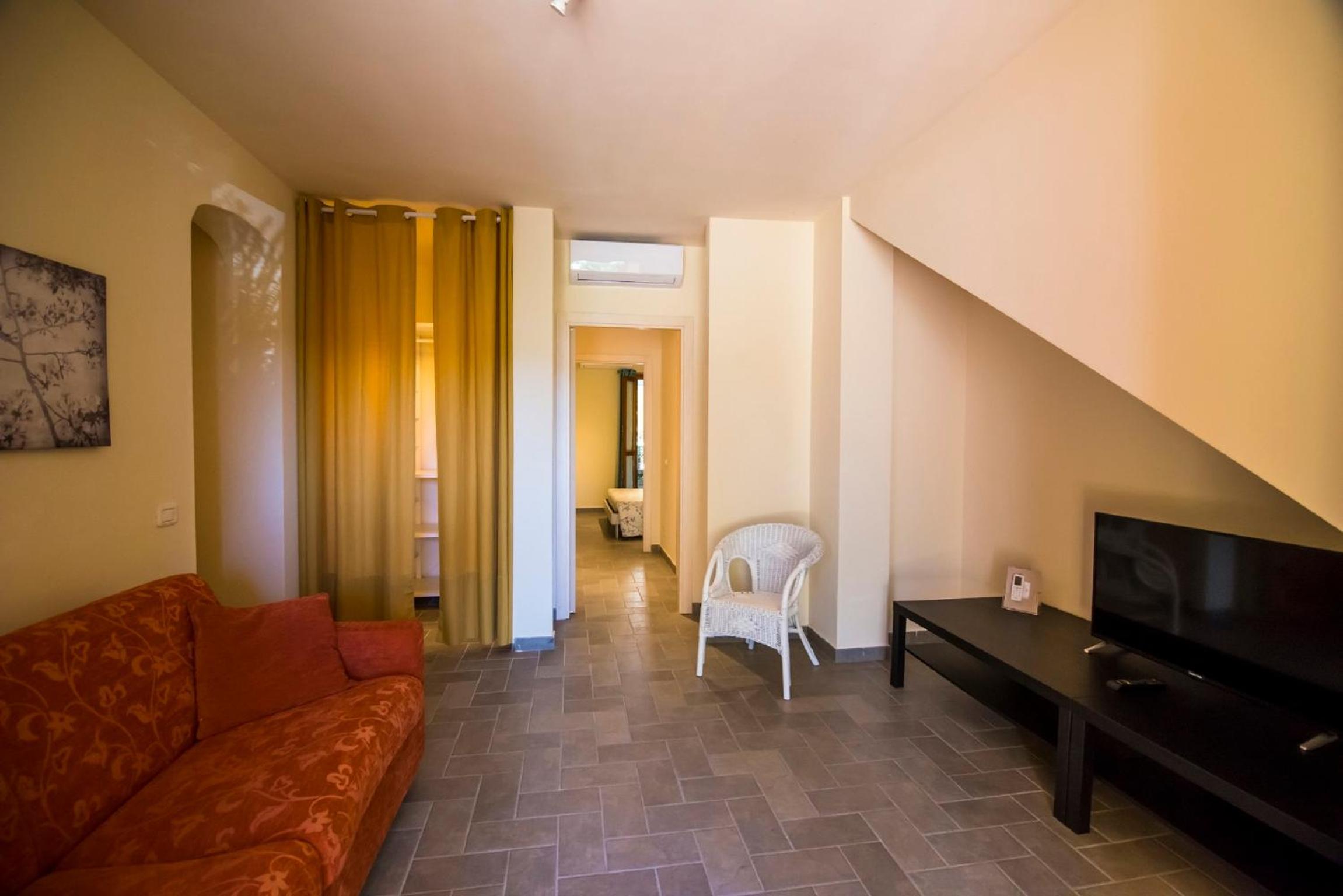 Apartment - Split Level photo 1