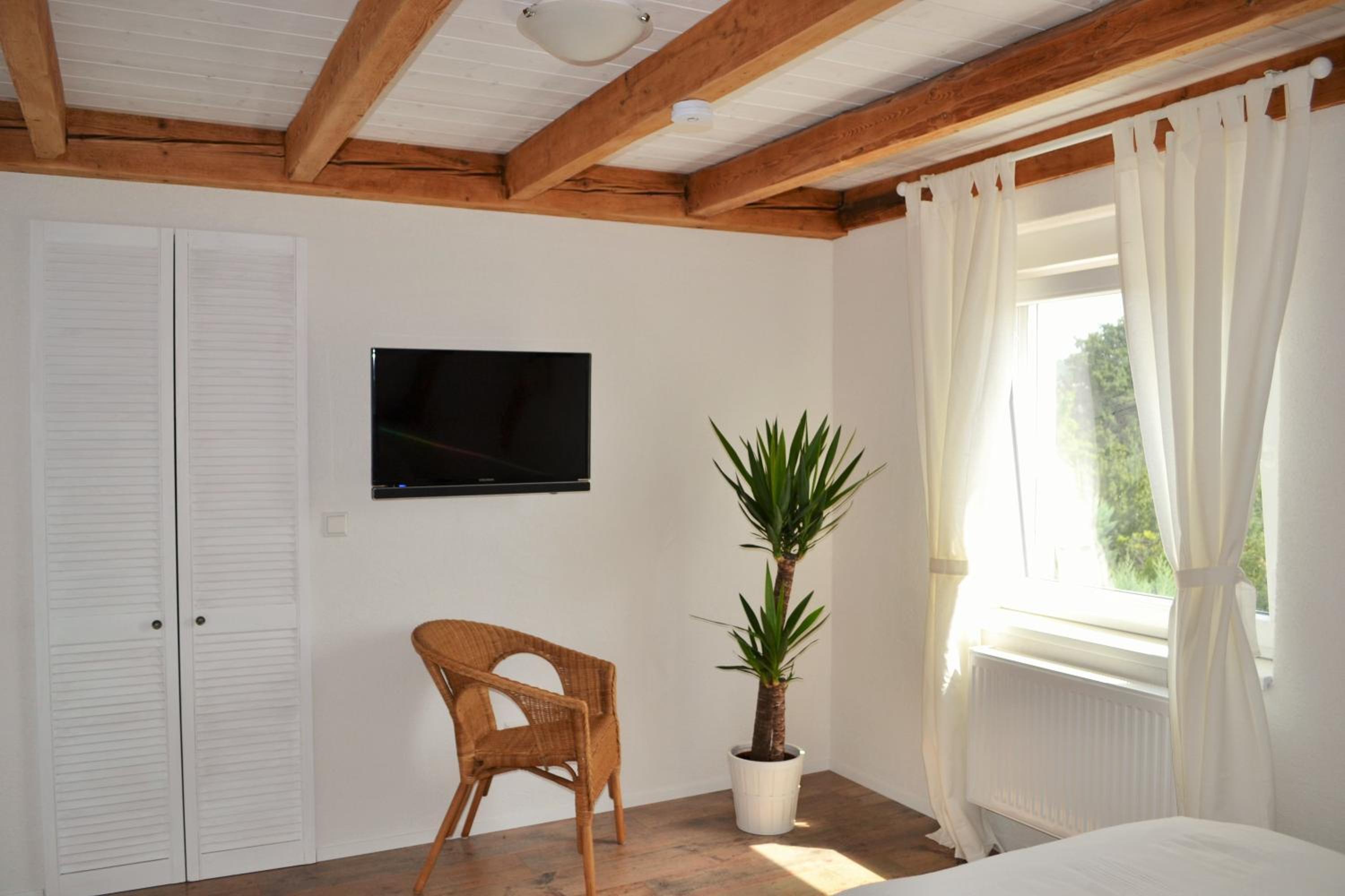 Apartment with Mountain View photo 1
