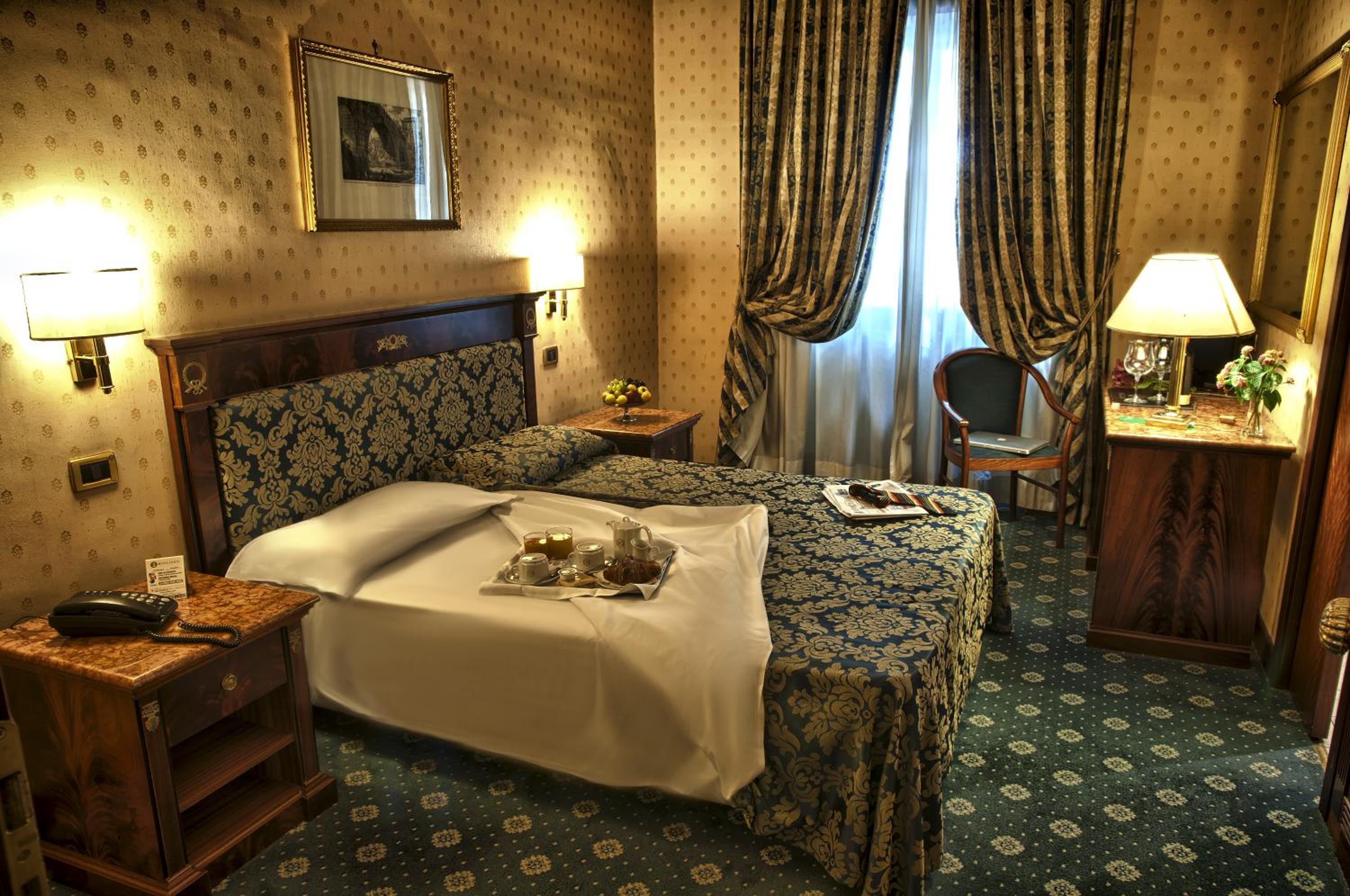 Double or Twin Room photo 1