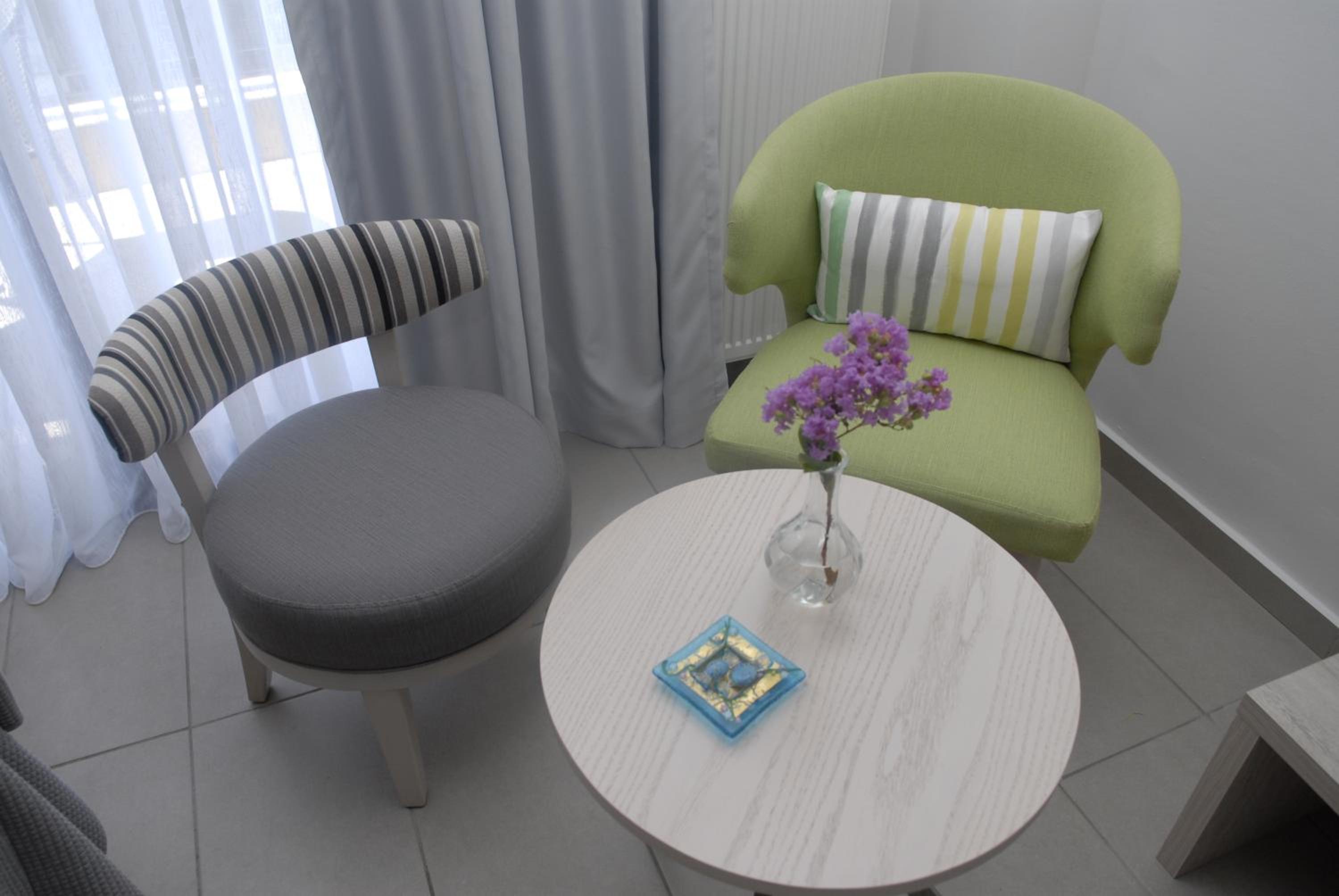 Studio Apartment - Photo 9