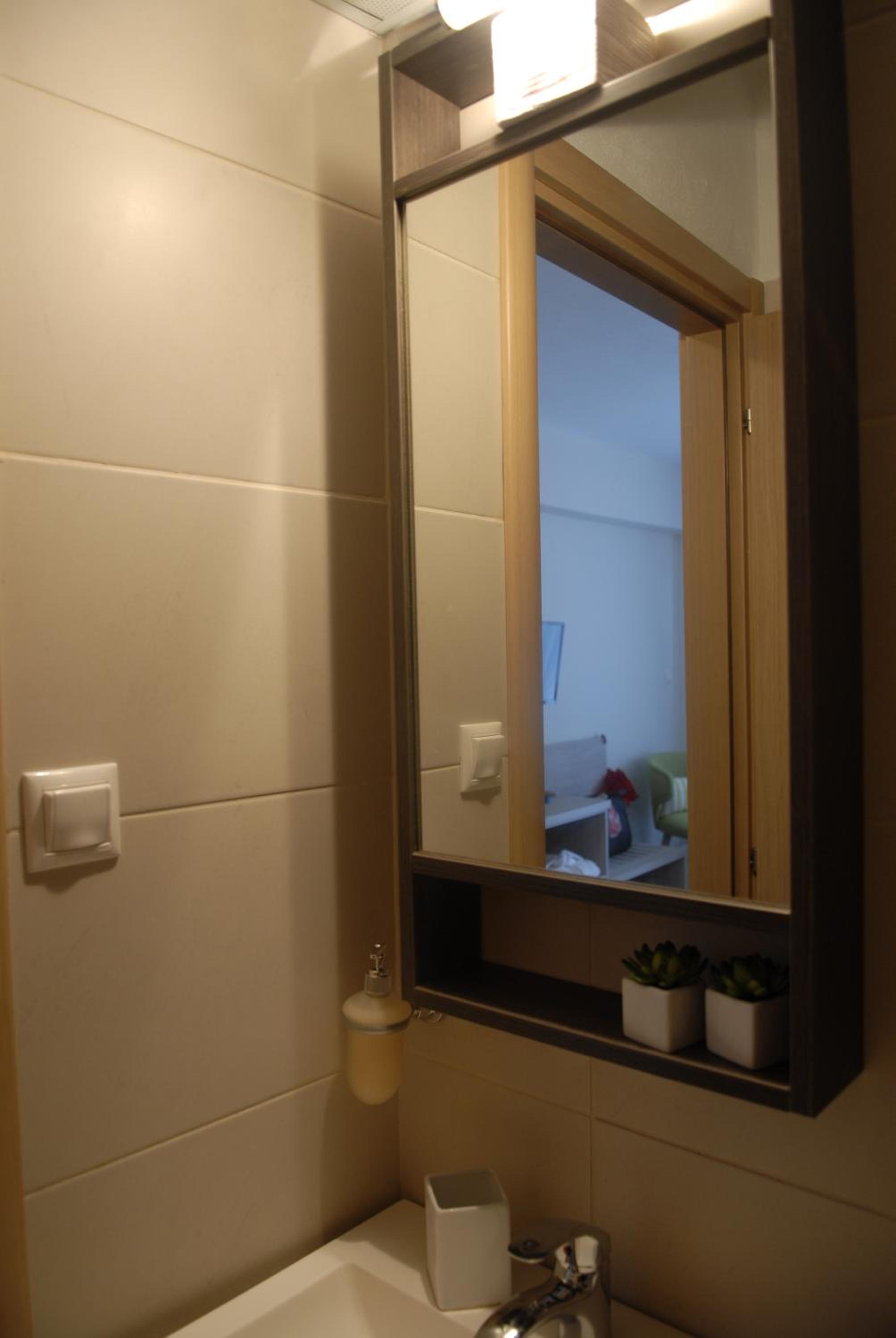 Studio Apartment - Photo 12