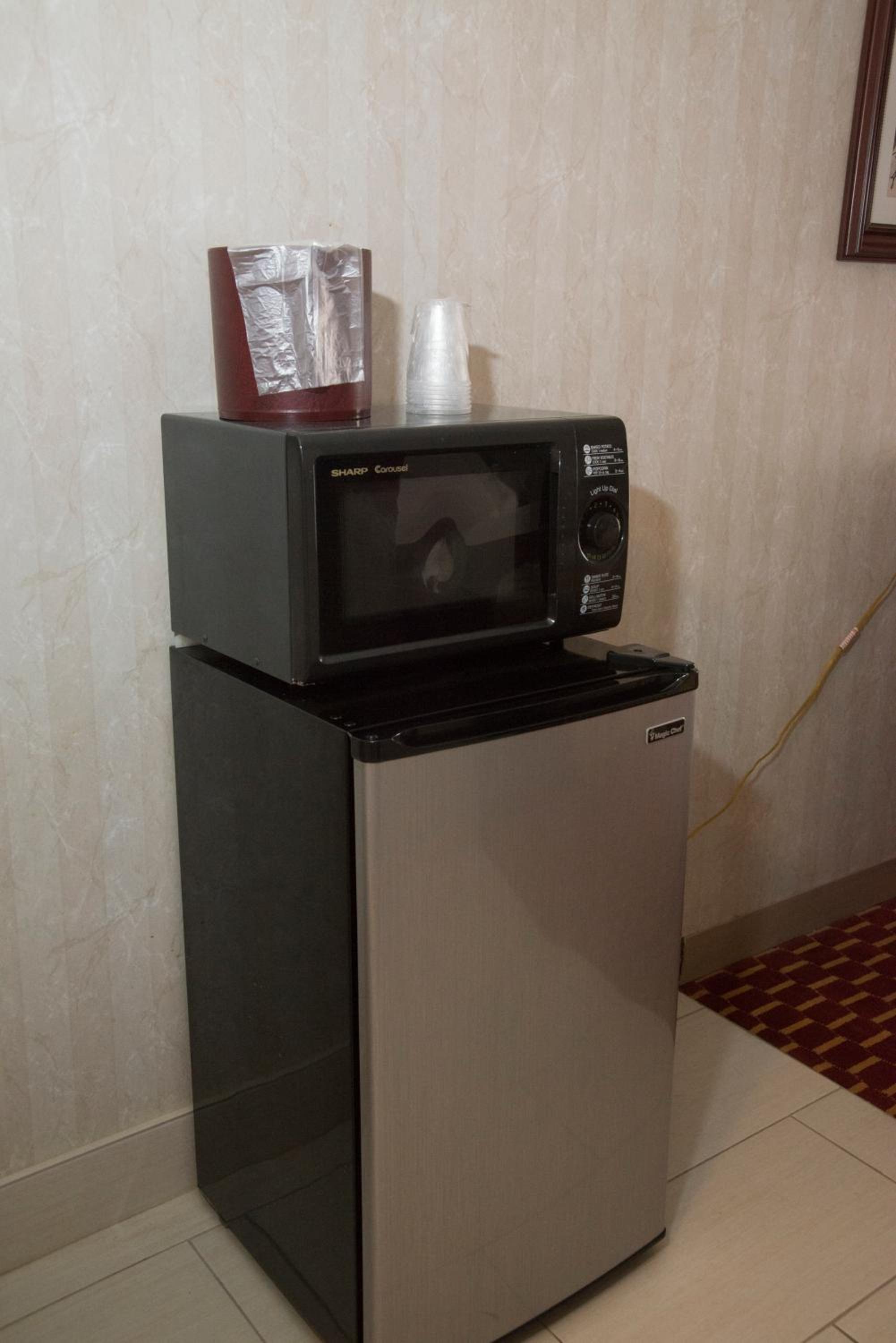 Double Room with Two Double Beds - Non-Smoking - Photo 10