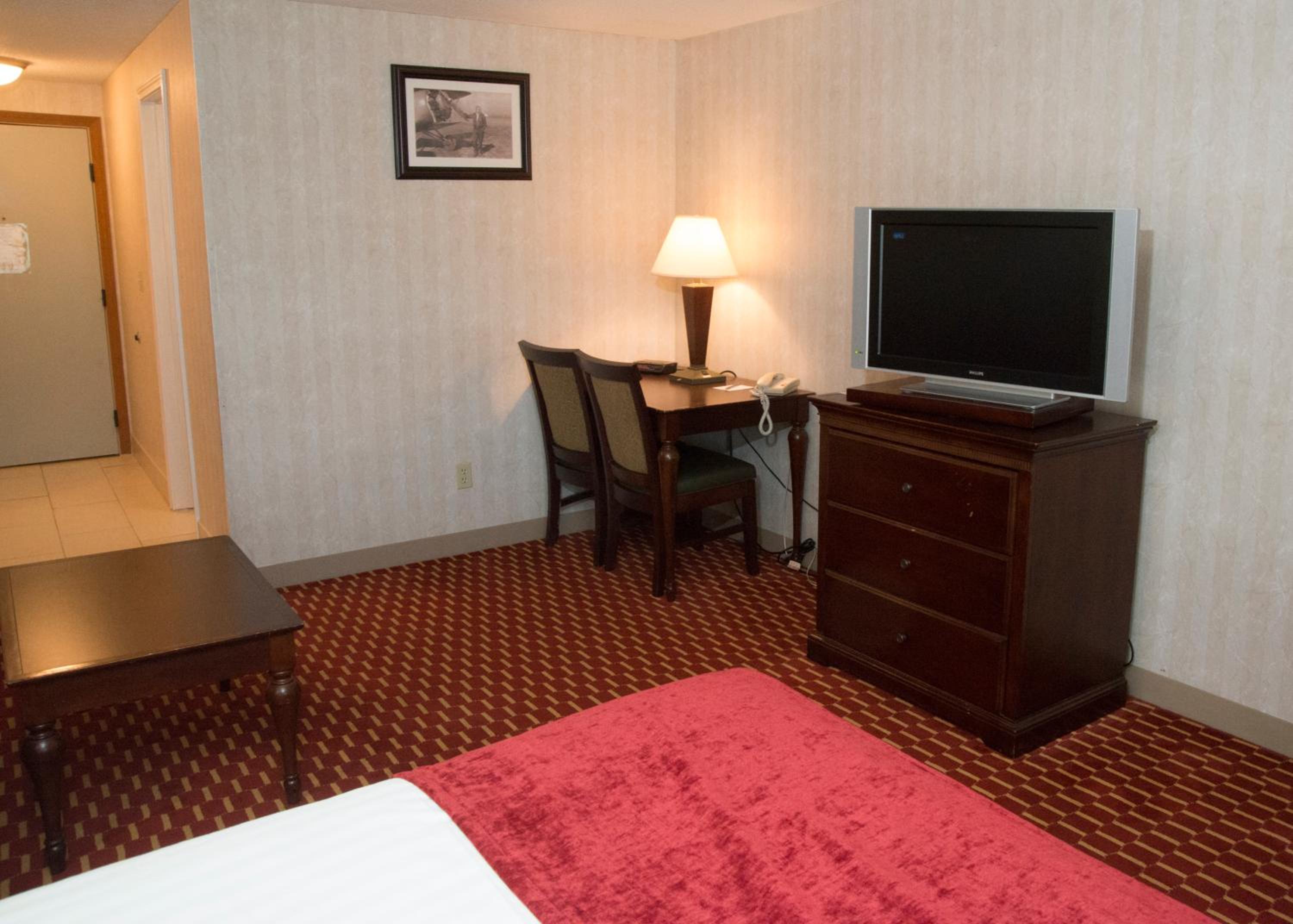 Queen Room - Non-Smoking - Photo 3