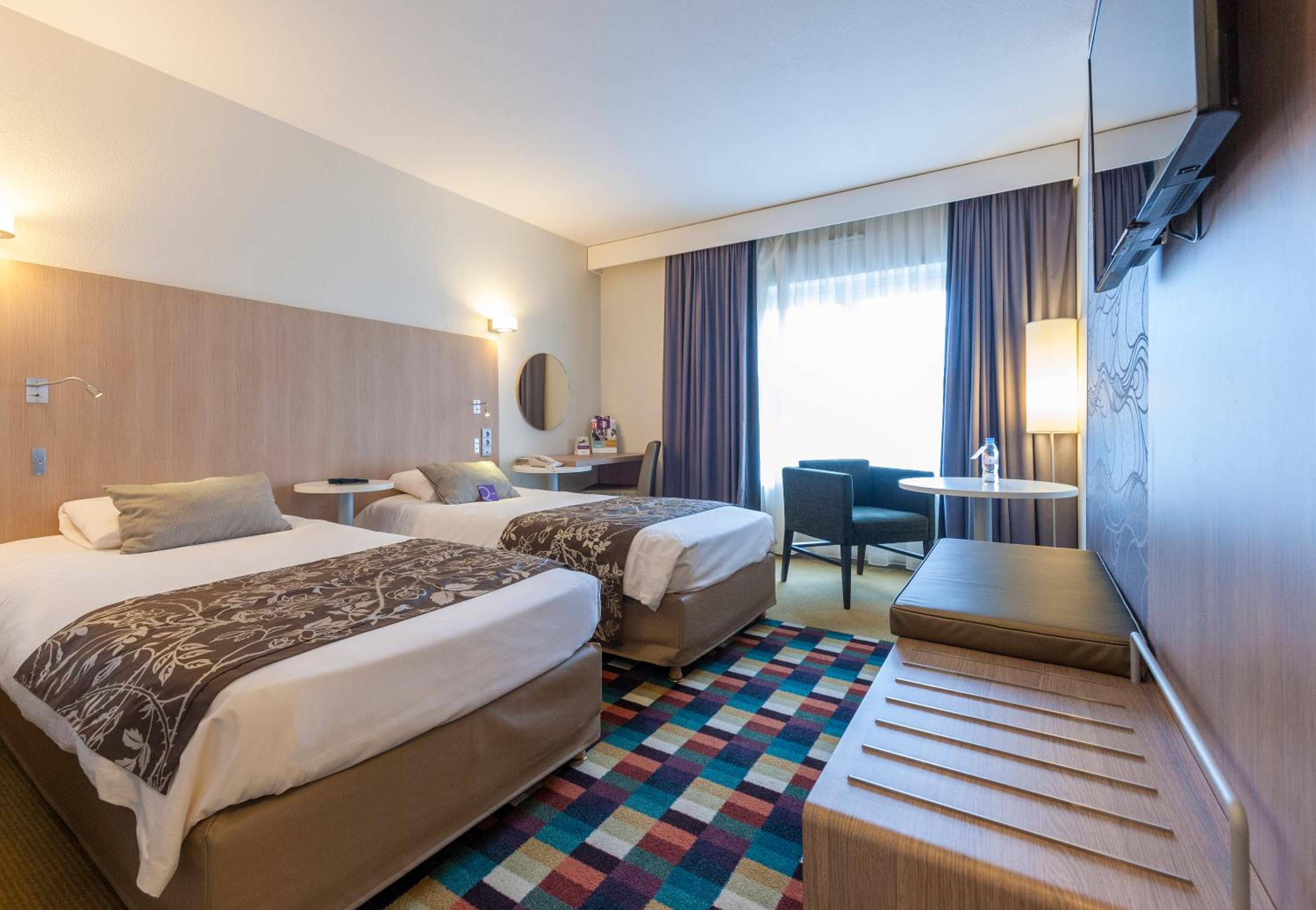 Standard Room with Two Zip Beds - Photo 6