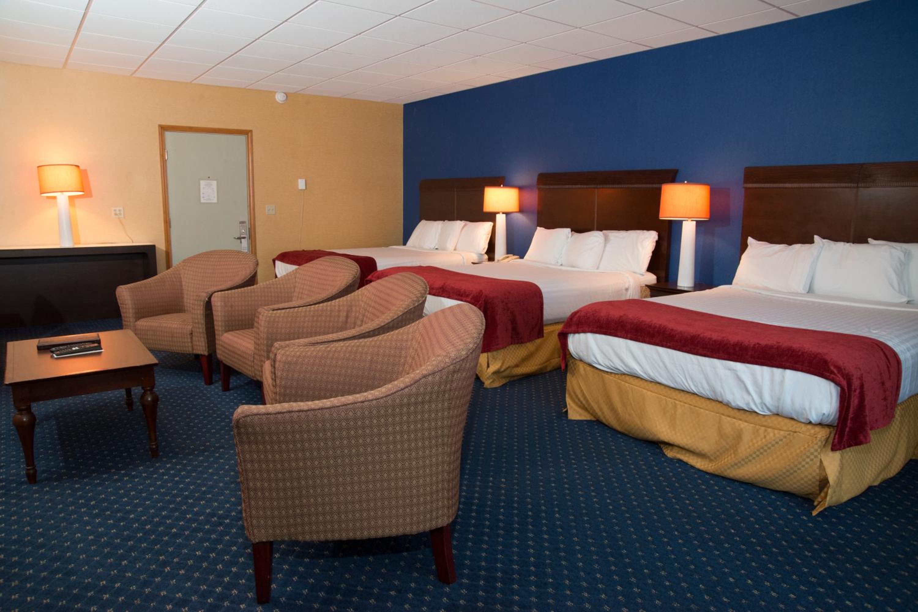 3 queen suite  - Photo 6