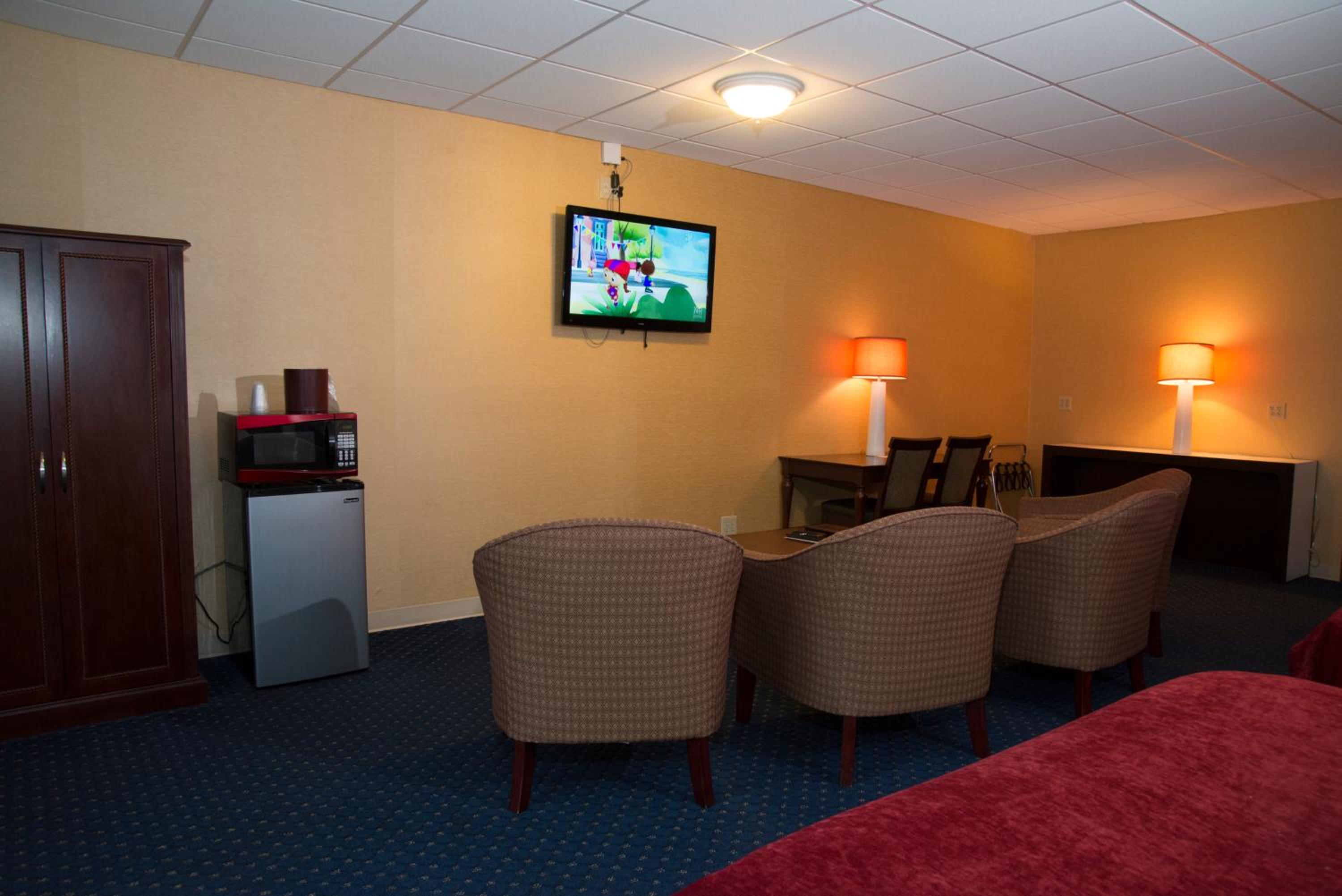 3 queen suite  - Photo 2