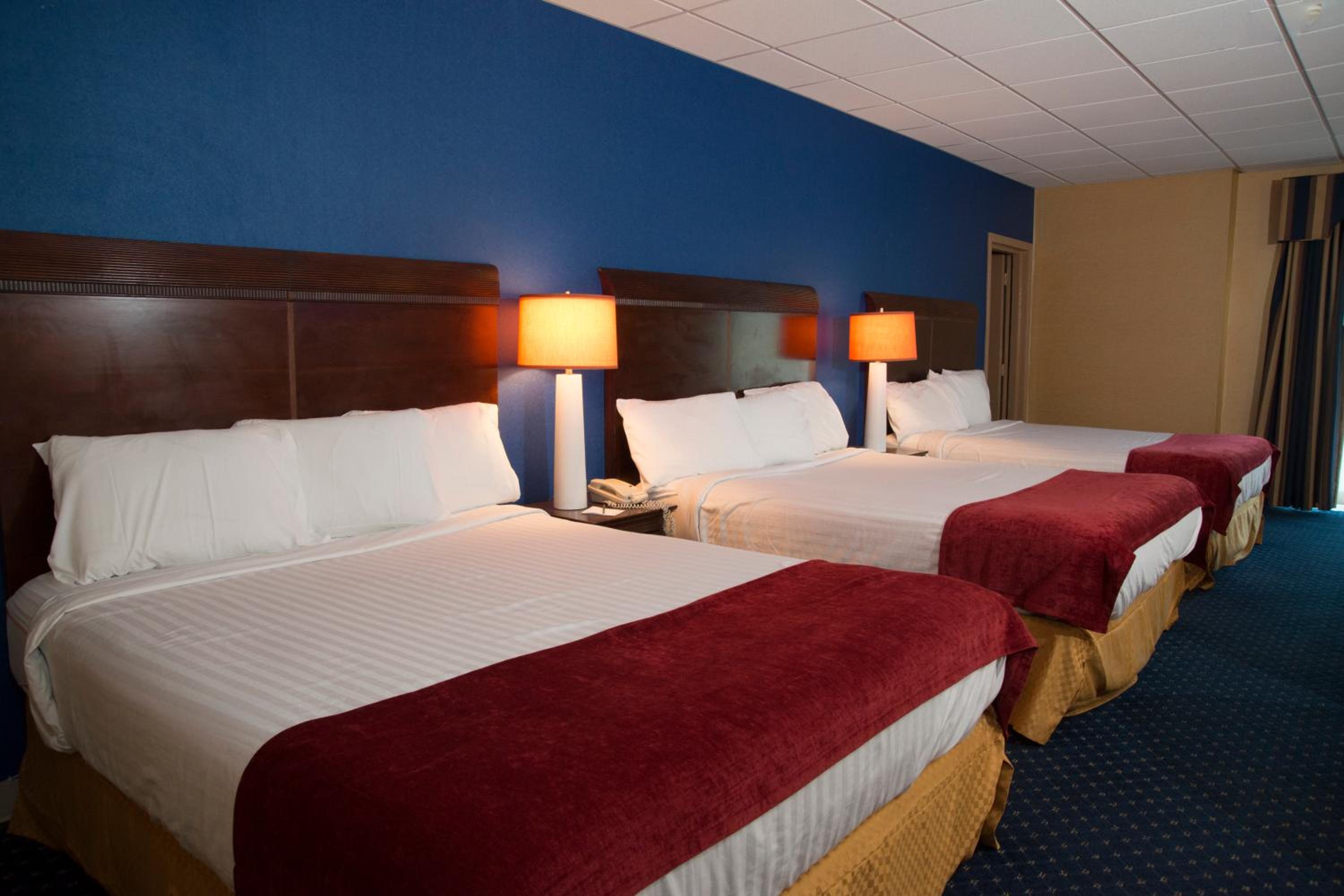 3 queen suite  - Photo 1