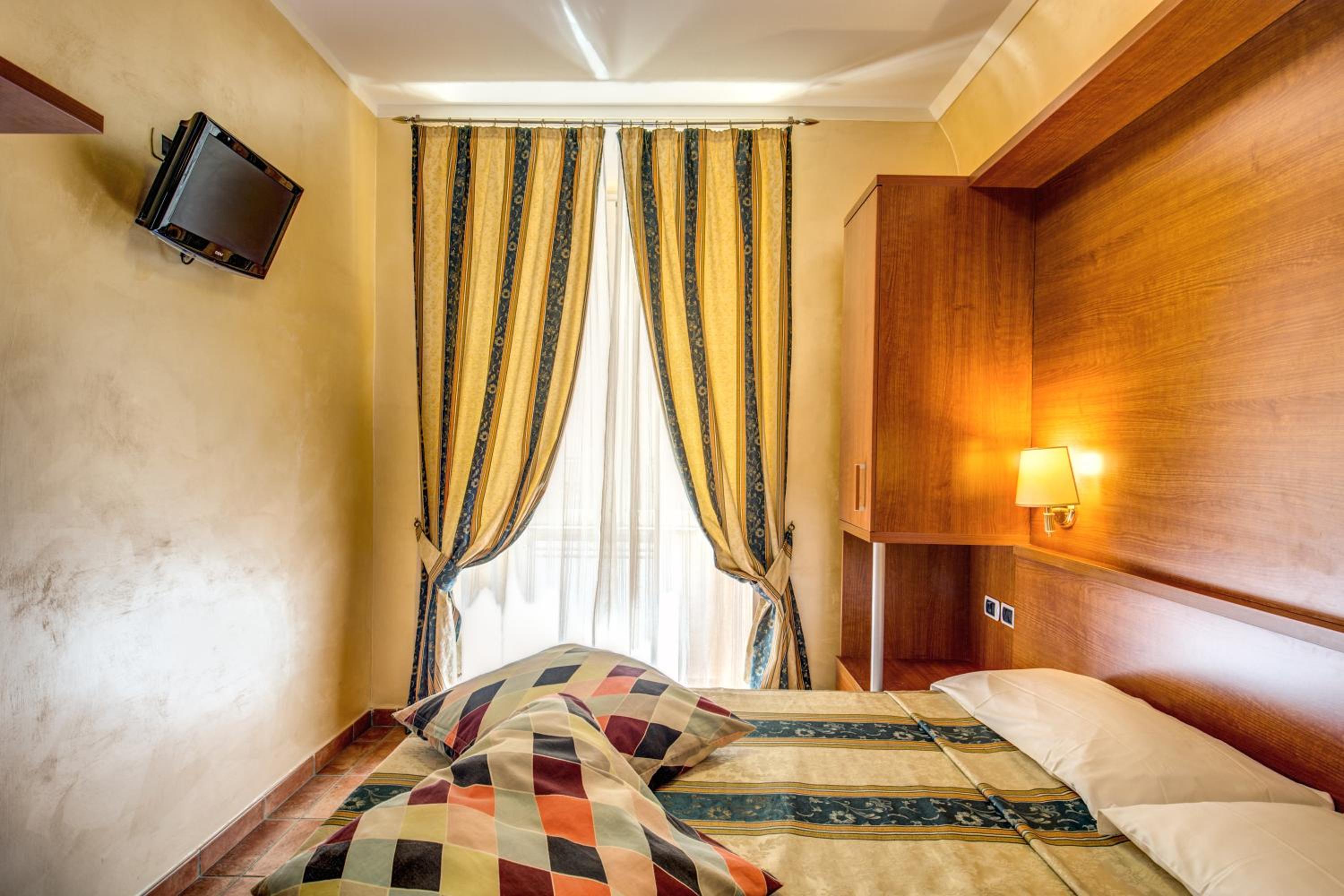 Double Or Twin Room photo 2