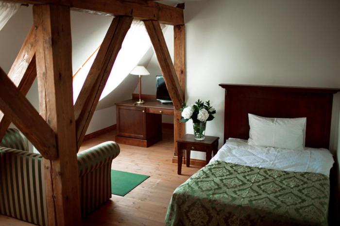 Single Room photo 2
